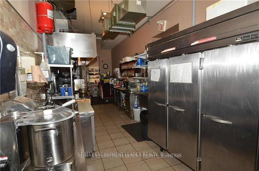 2003 Lakeshore Road Property Photo 28