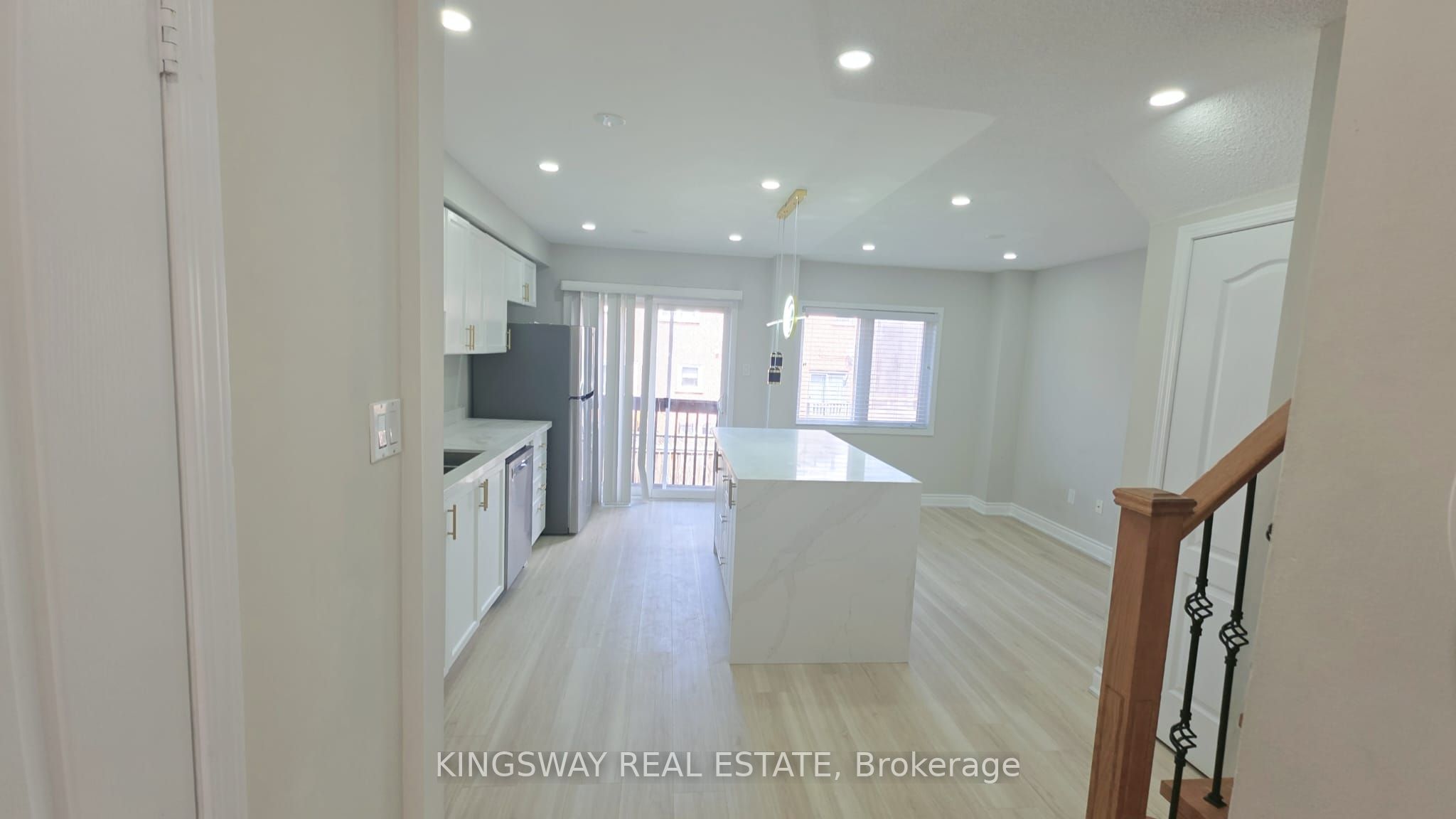 5821 Tiz Road Property Photo 1