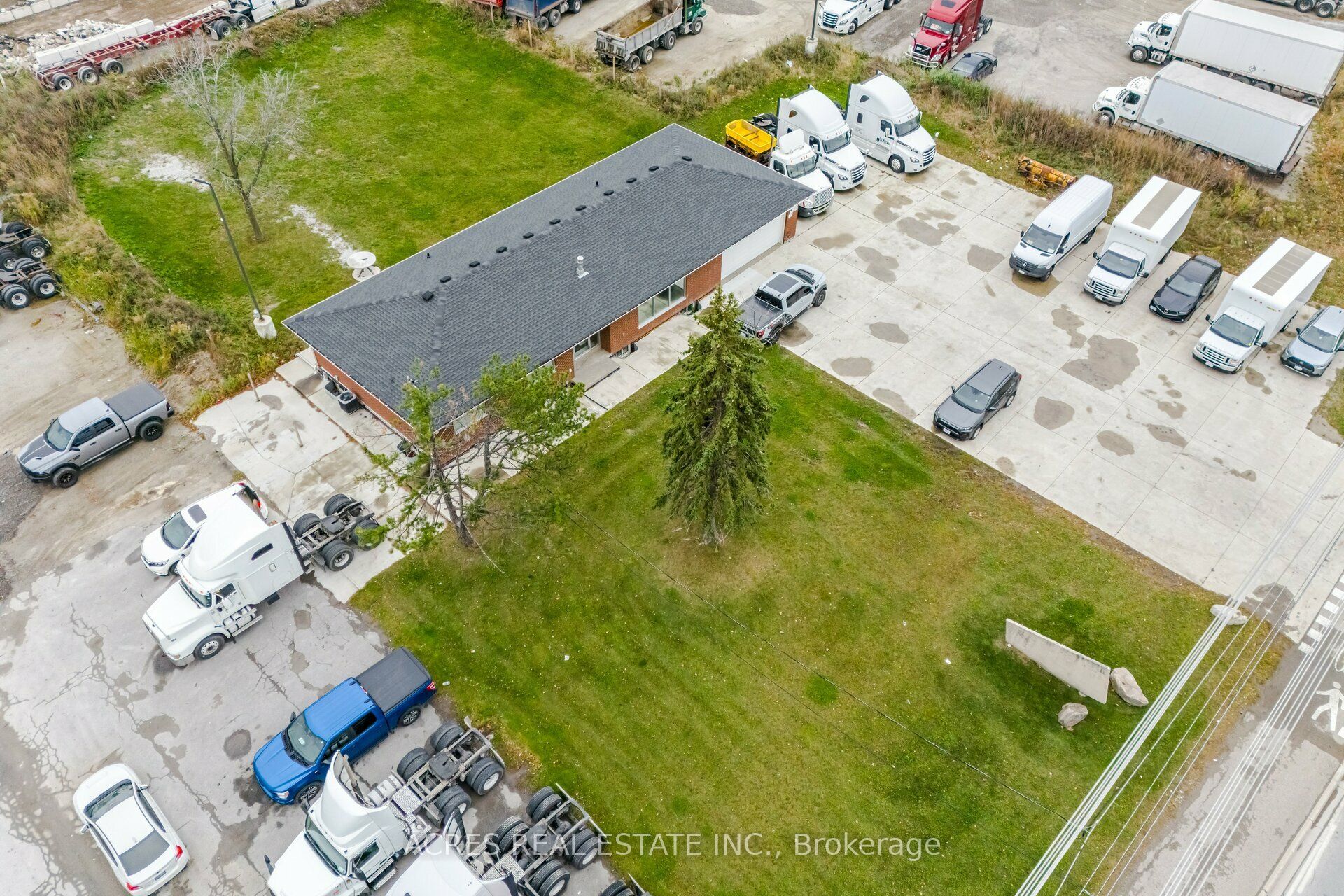 140 Derry Rd E Property Photo 18