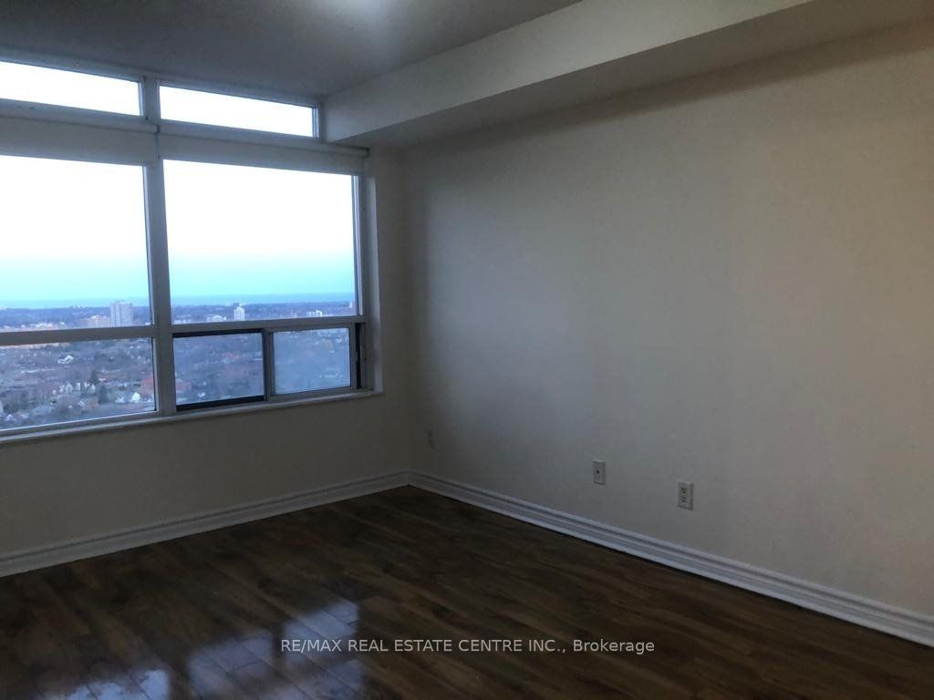 3880 Duke Of York Boulevard 2409 Property Photo 13
