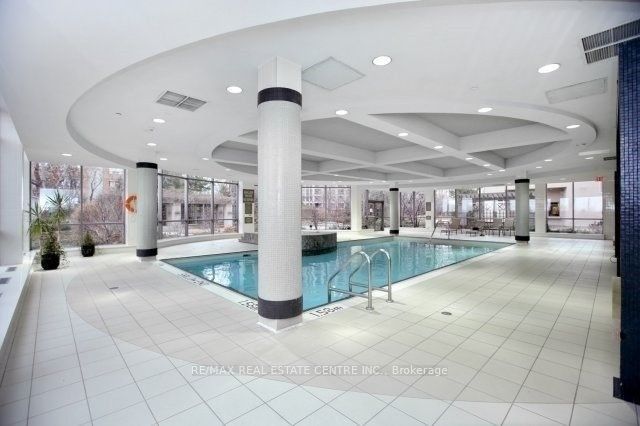 3880 Duke Of York Boulevard 2409 Property Photo 18