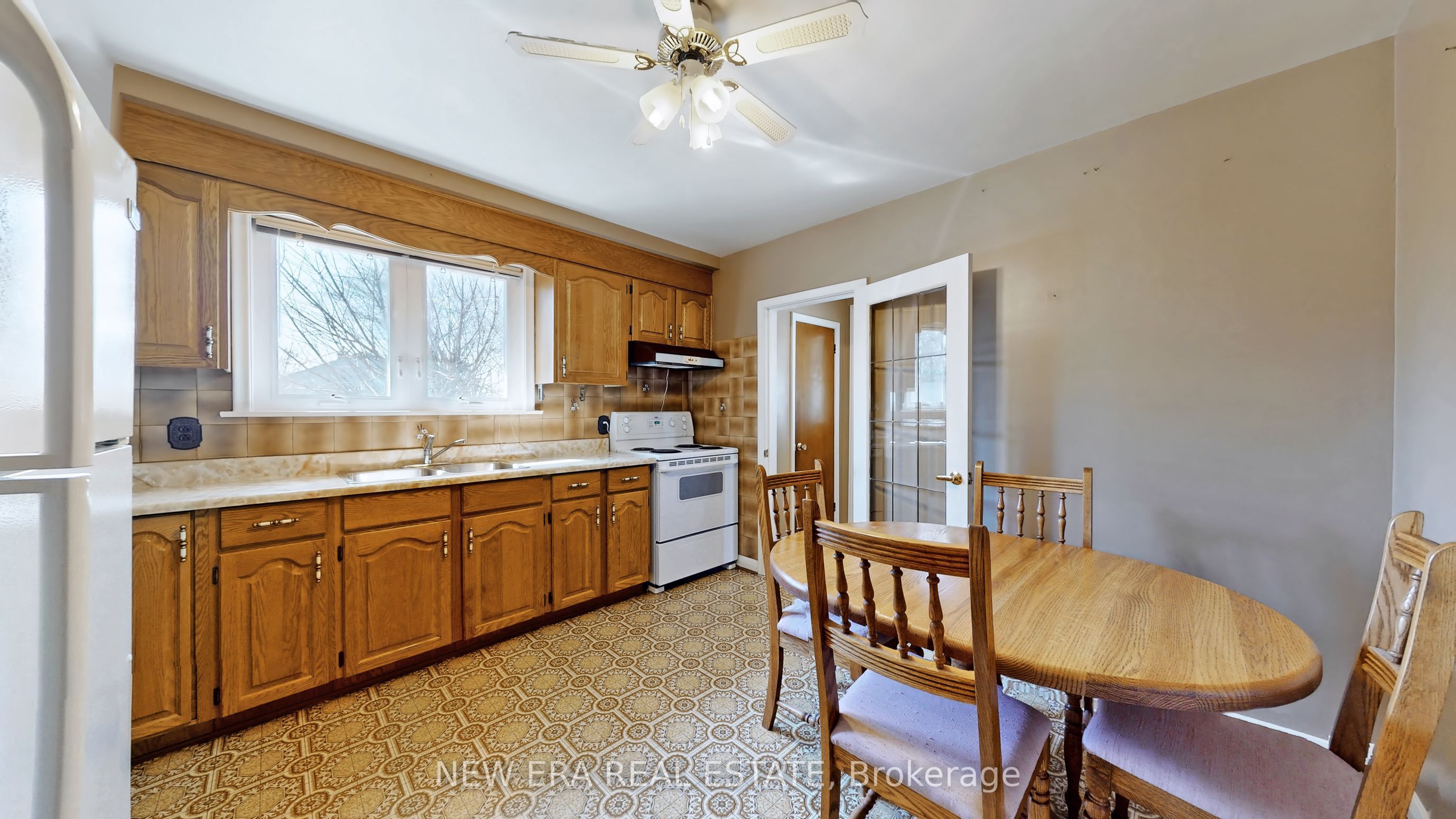 35 Beckett Avenue Property Photo 9