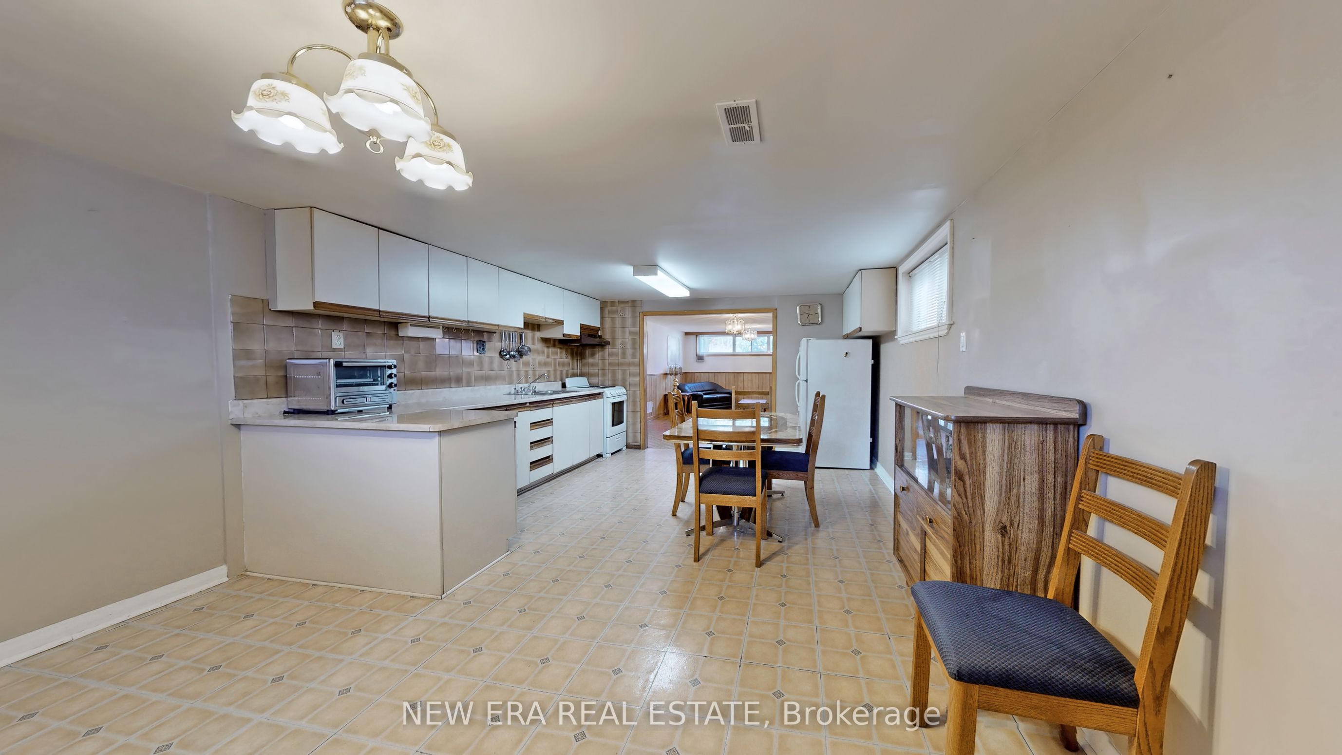 35 Beckett Avenue Property Photo 23