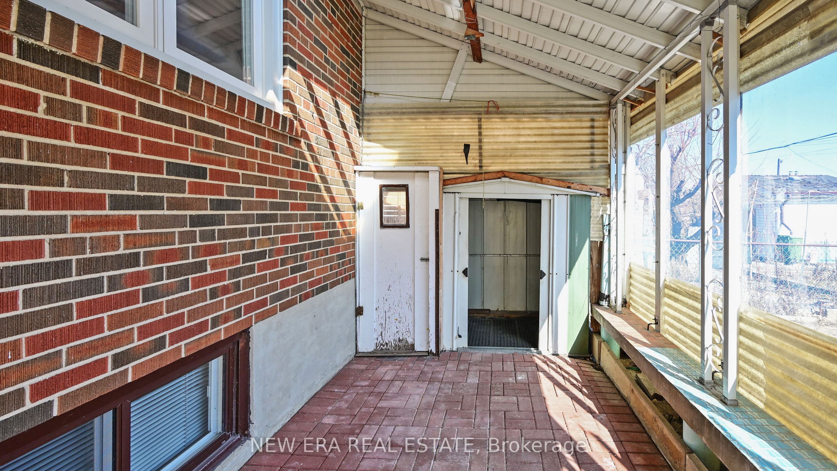 35 Beckett Avenue Property Photo 32