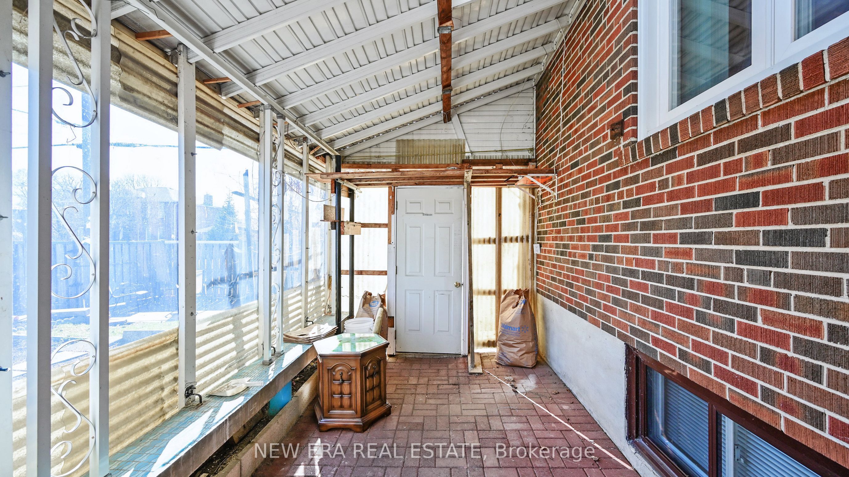 35 Beckett Avenue Property Photo 33