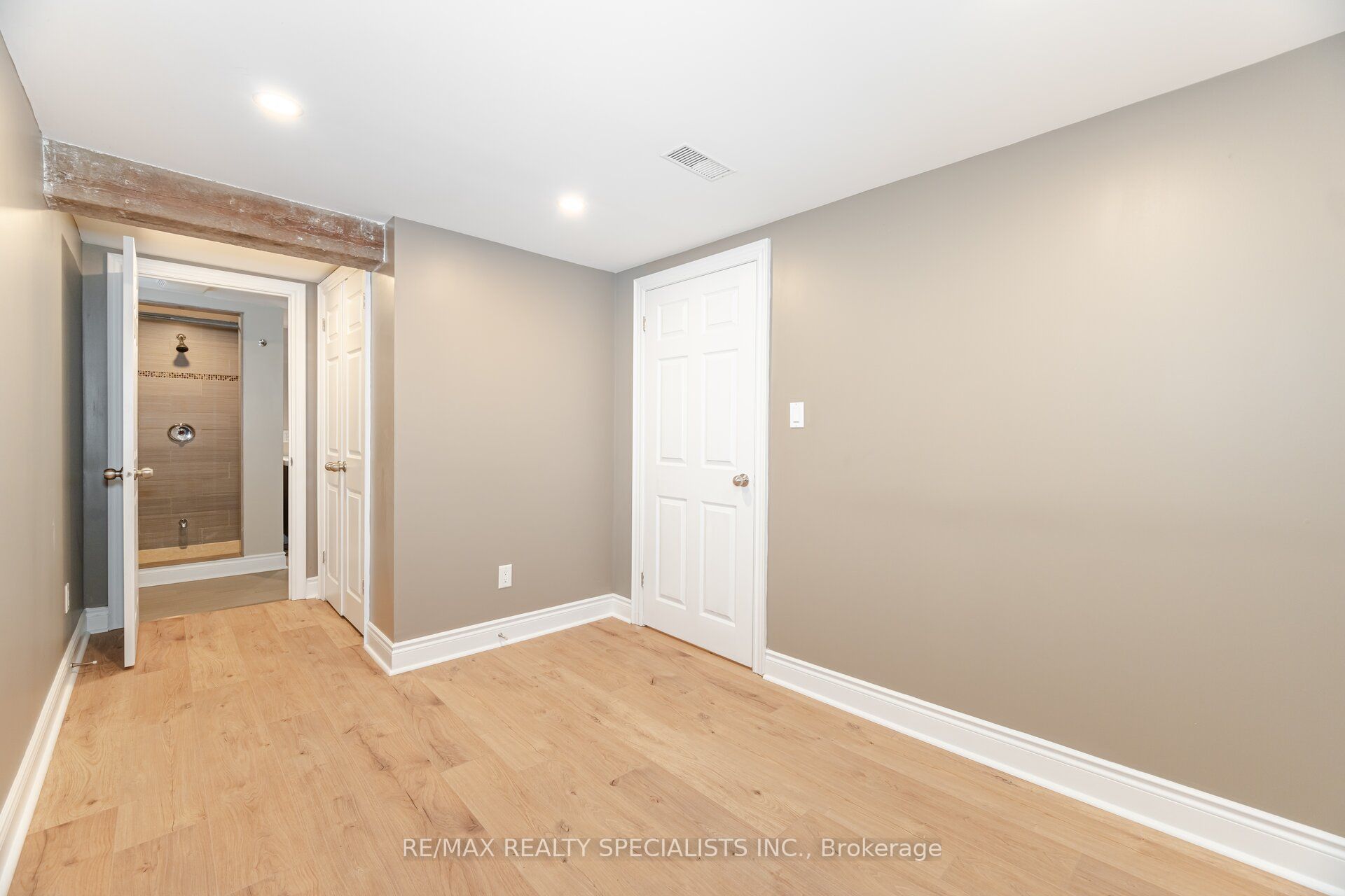 14 Marsden Crescent Property Photo 31