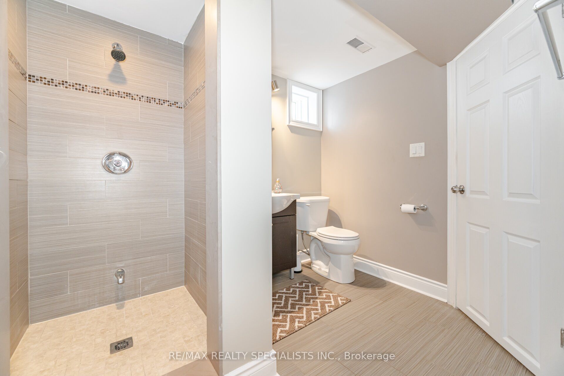 14 Marsden Crescent Property Photo 32