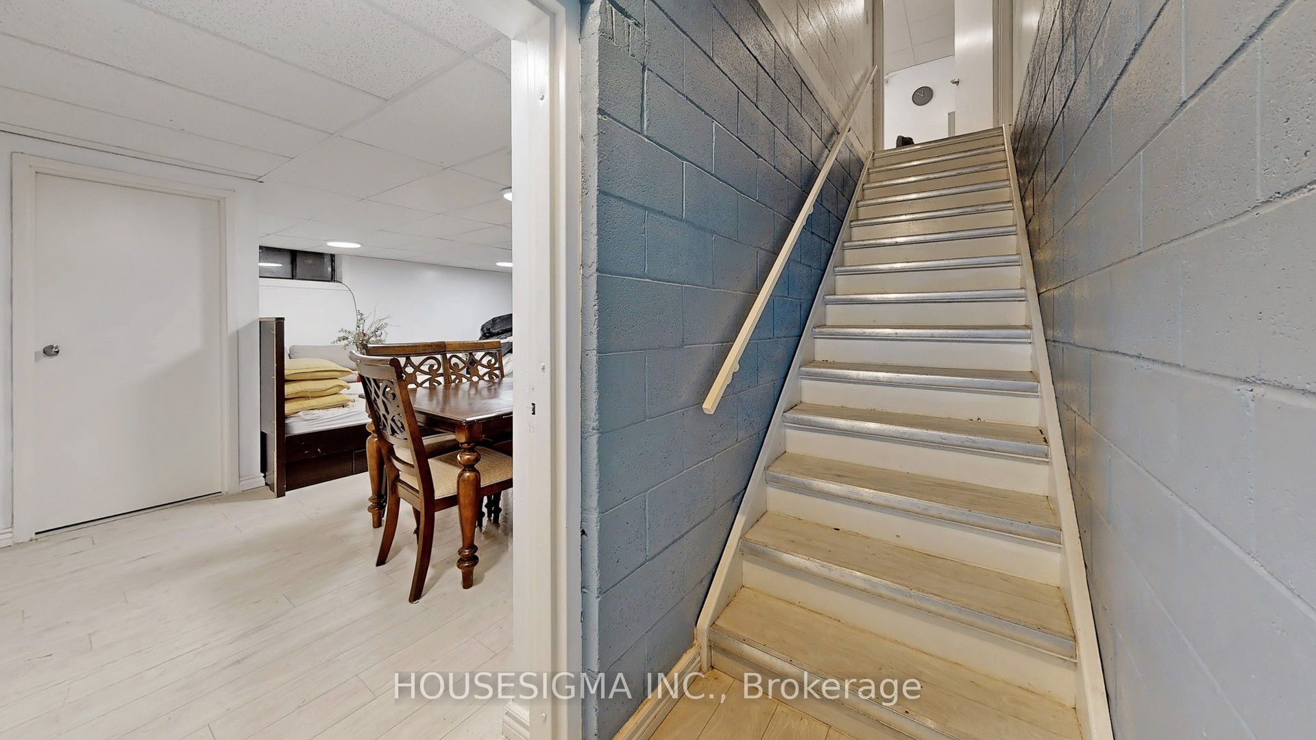 1784 Jane Street Property Photo 20