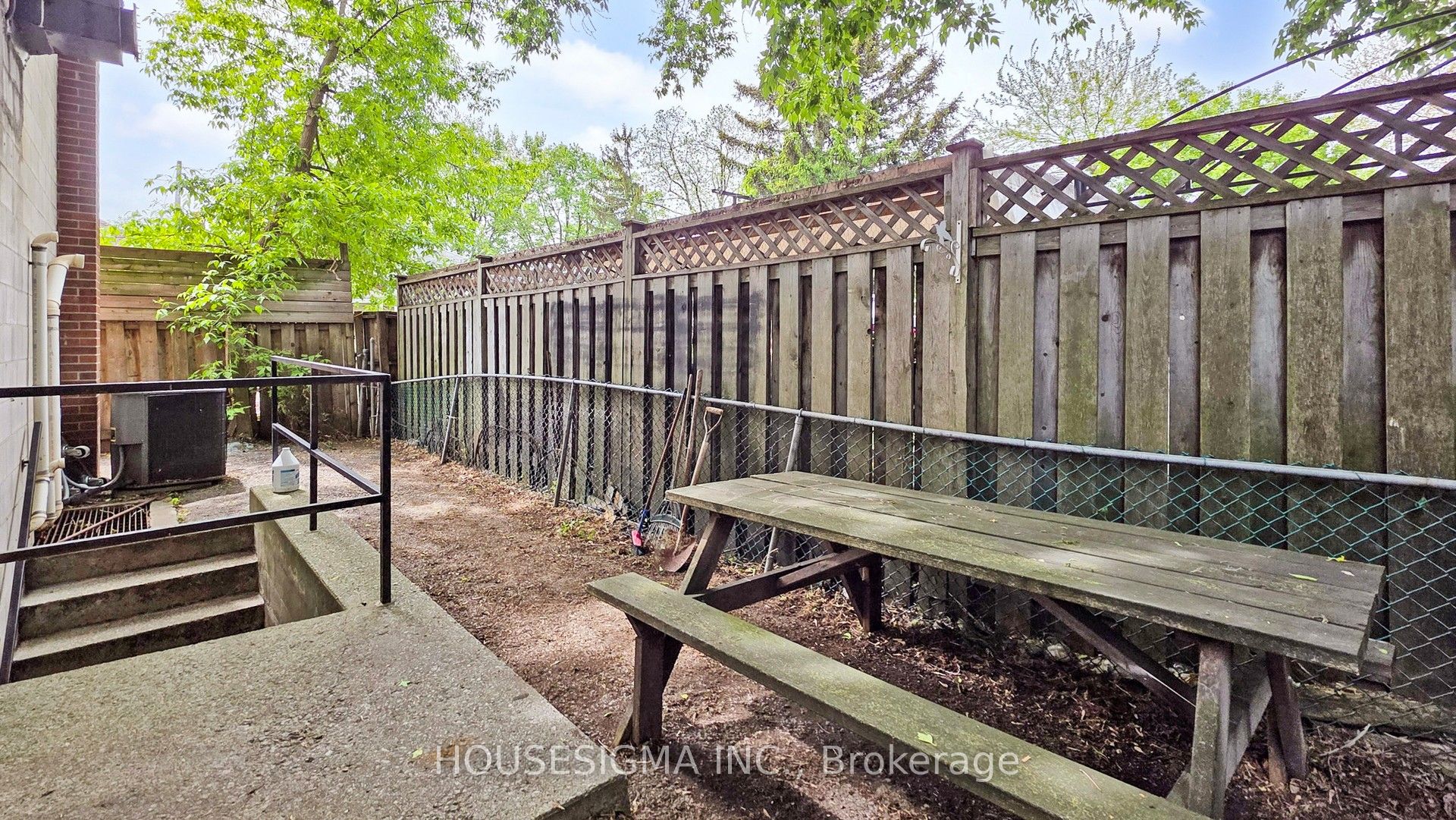1784 Jane Street Property Photo 35