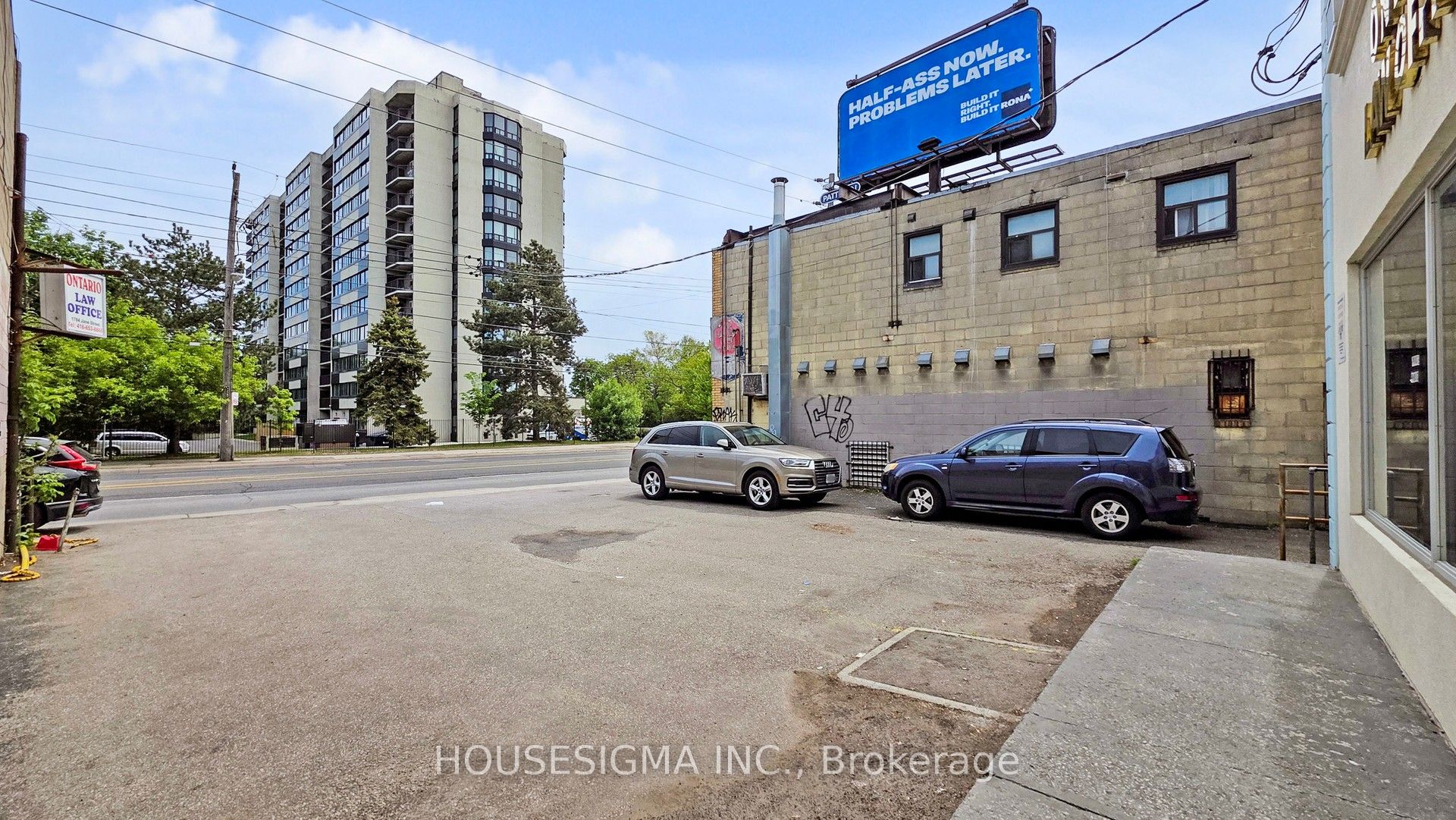 1784 Jane Street Property Photo 36