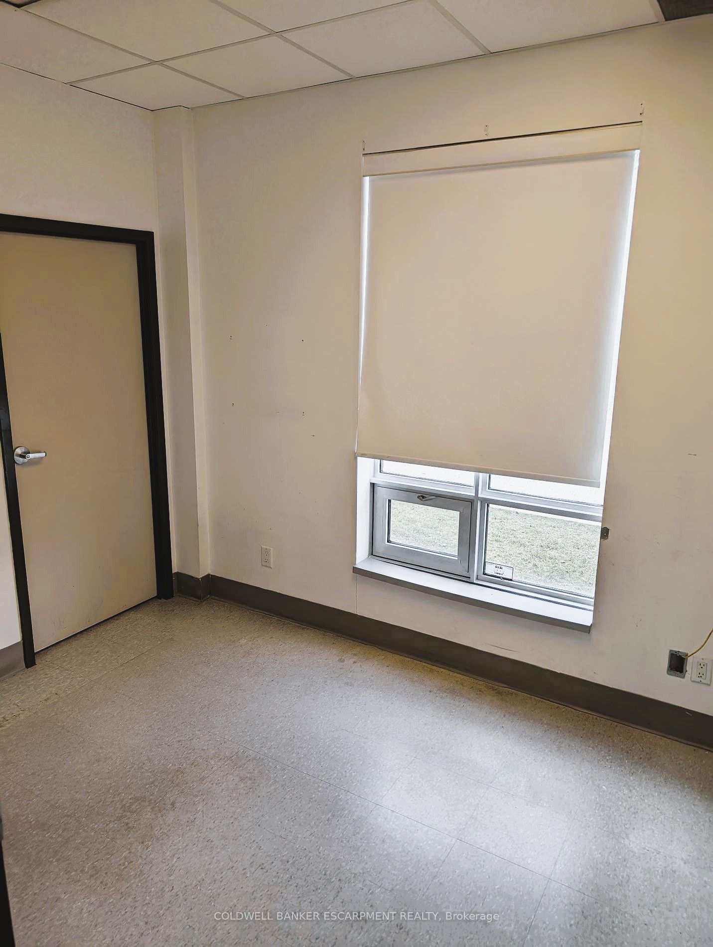 10 Eastern Avenue A/b Property Photo 3