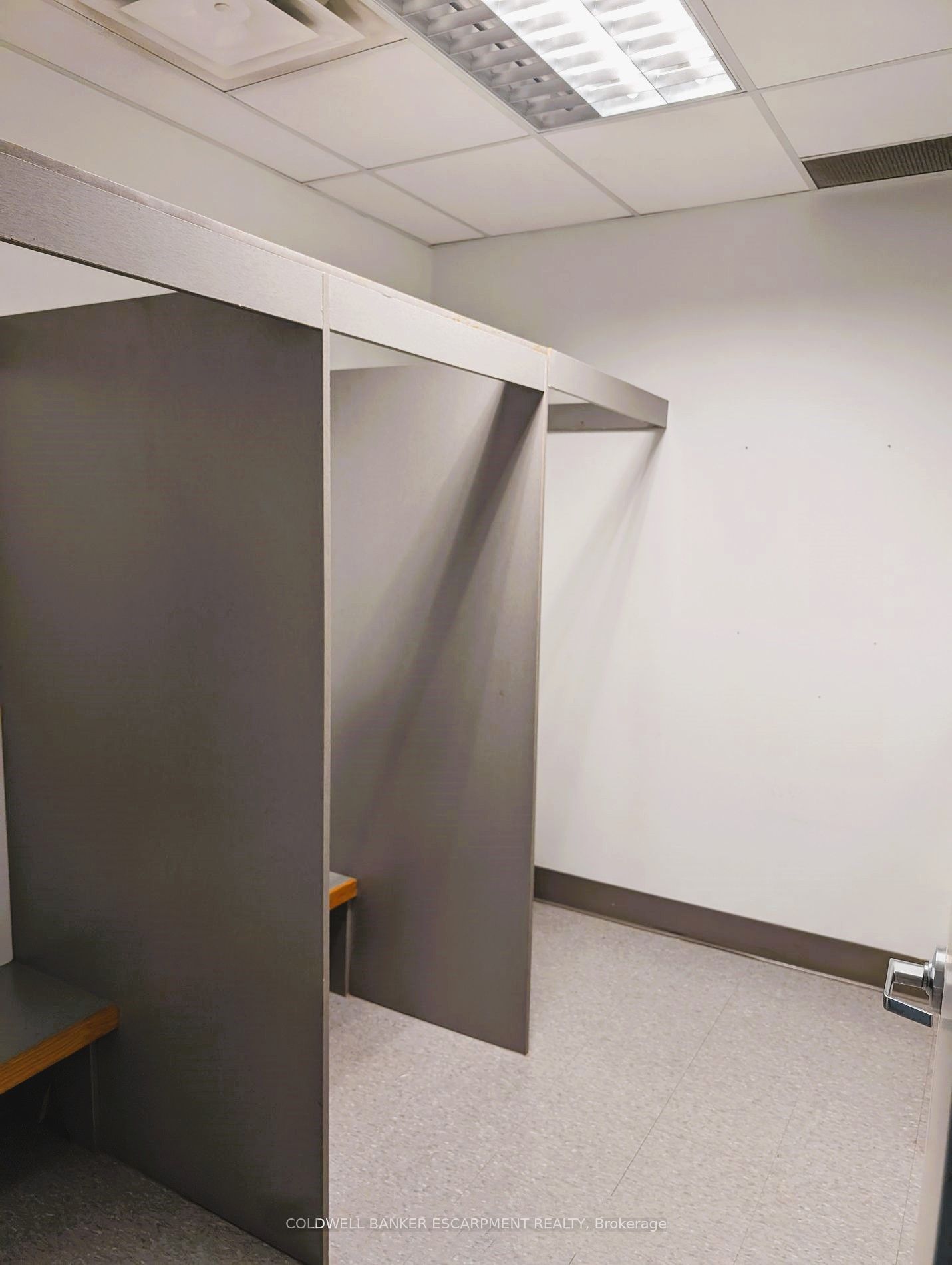 10 Eastern Avenue A/b Property Photo 4