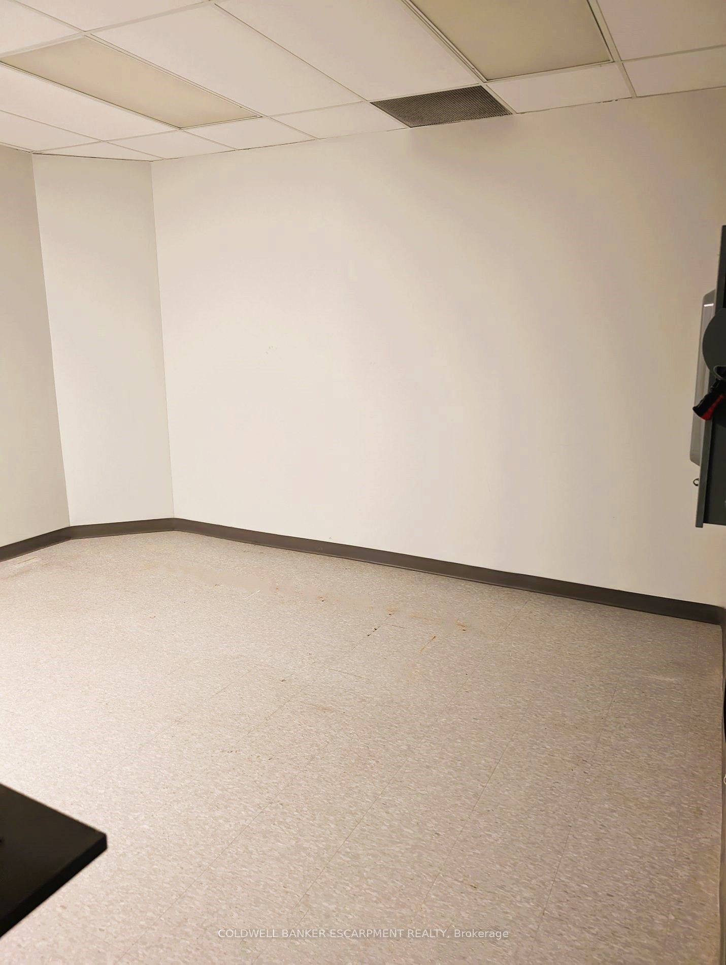 10 Eastern Avenue A/b Property Photo 7