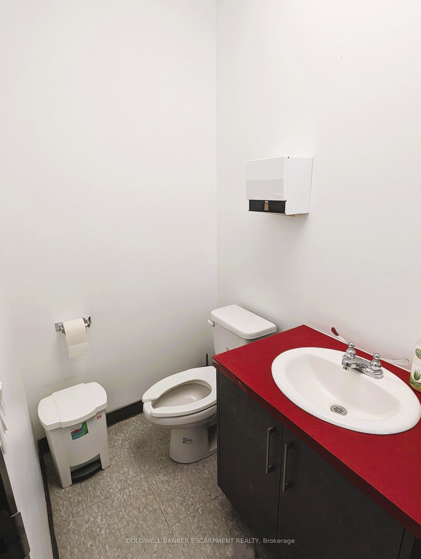 10 Eastern Avenue A/b Property Photo 9