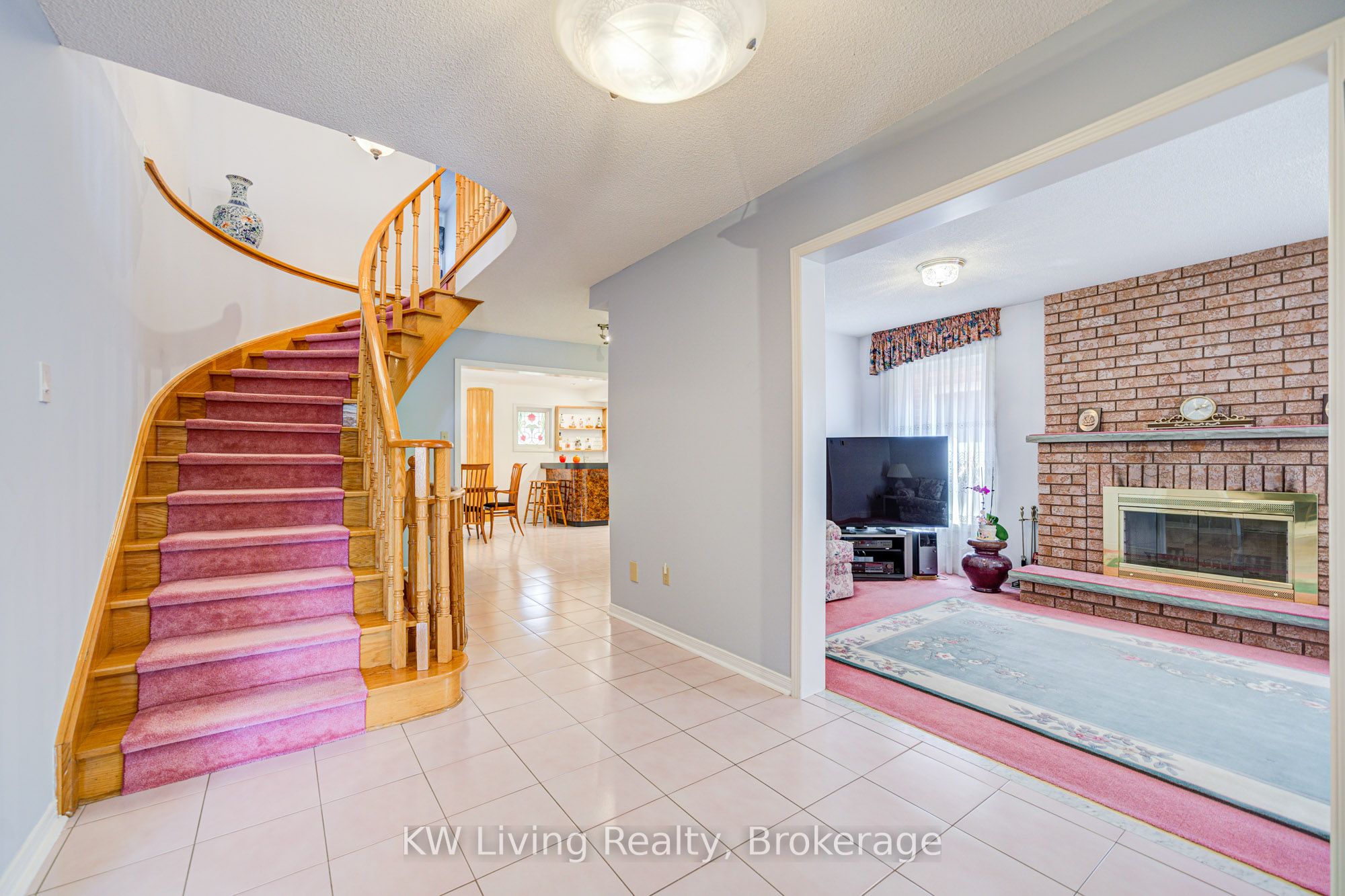 4461 Gladebrook Crescent Property Photo 7
