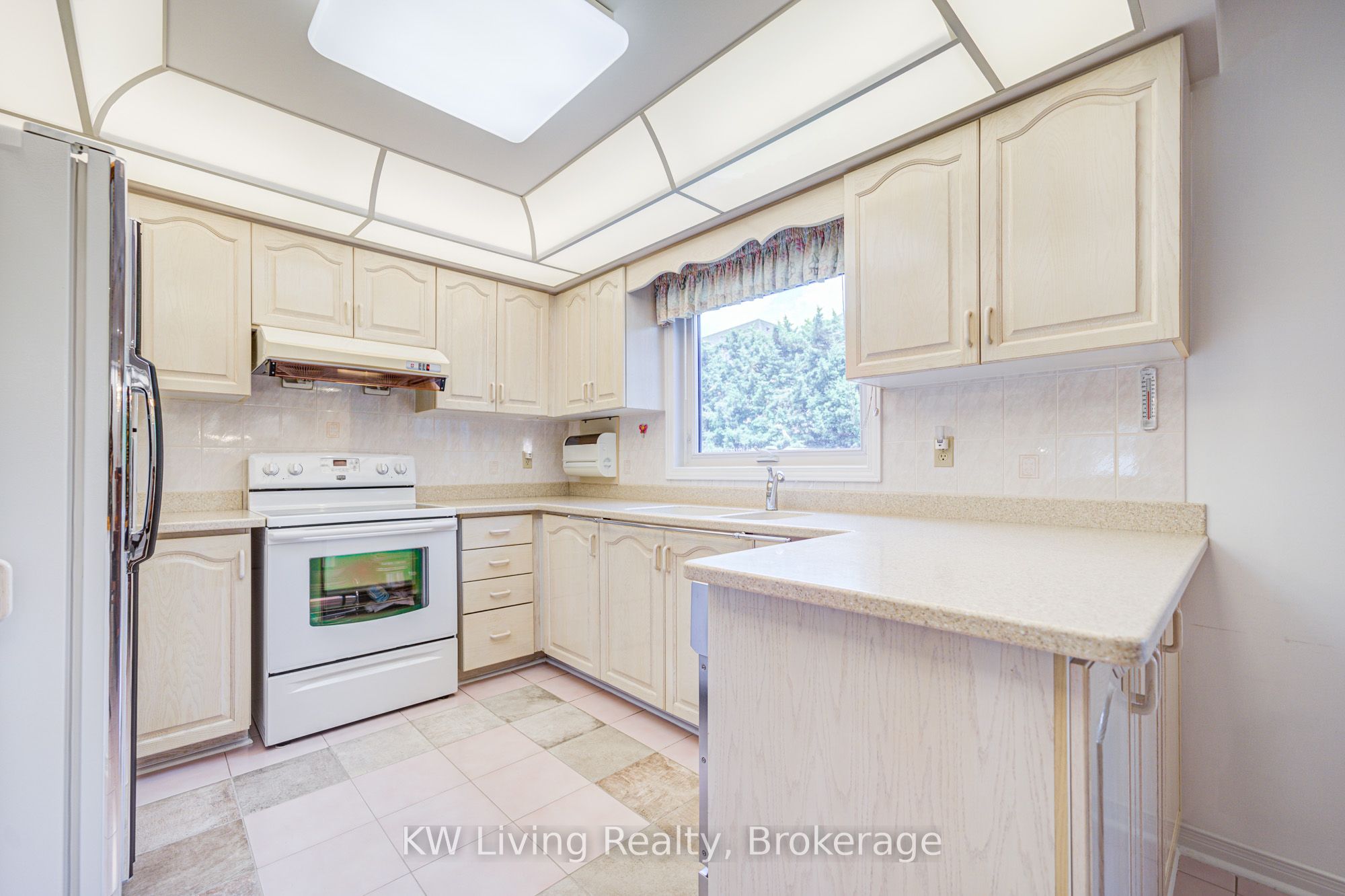4461 Gladebrook Crescent Property Photo 19