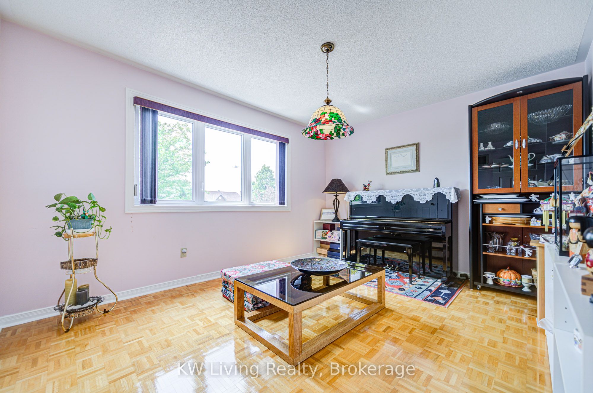 4461 Gladebrook Crescent Property Photo 32