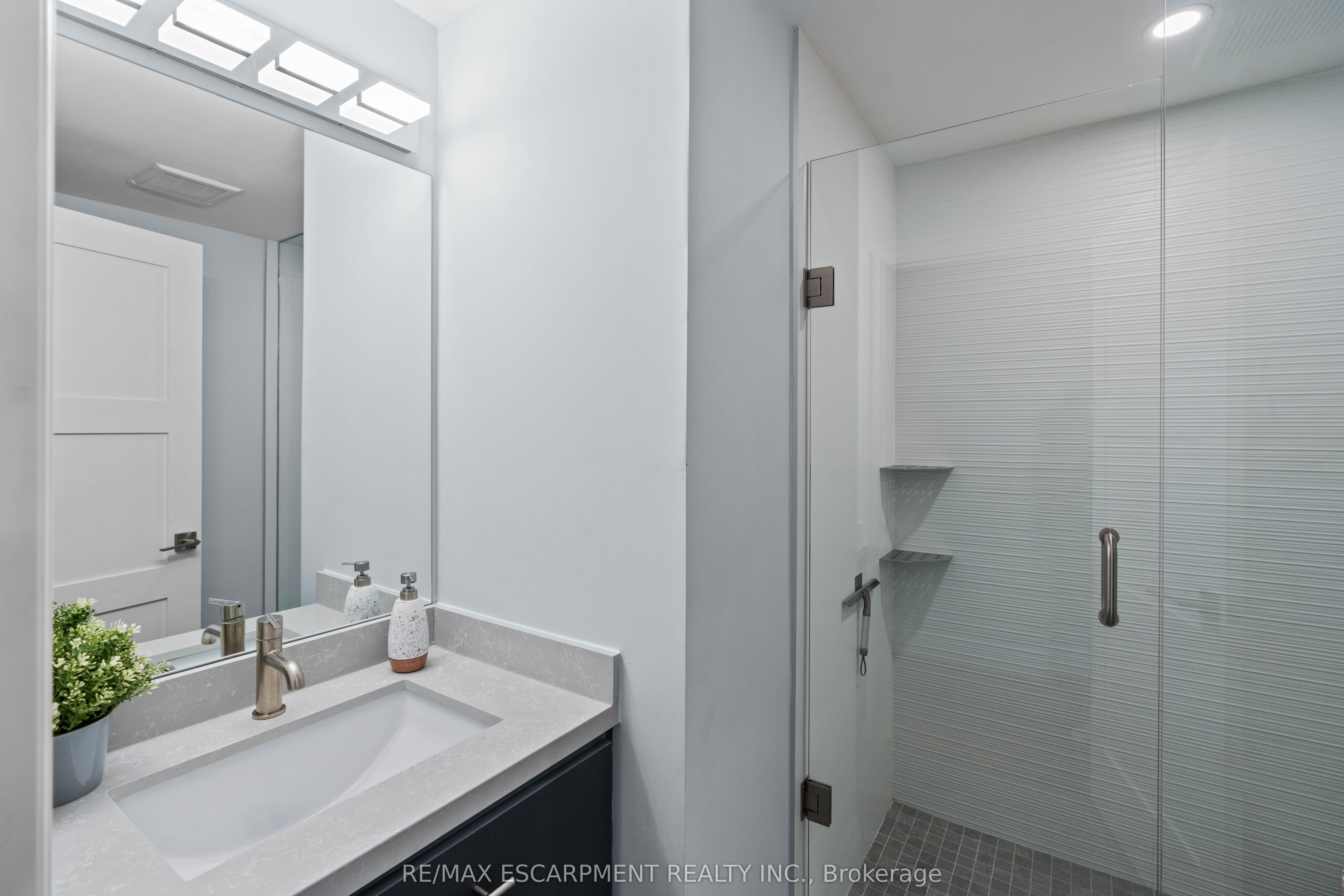 4017 Grapehill Avenue Property Photo 22
