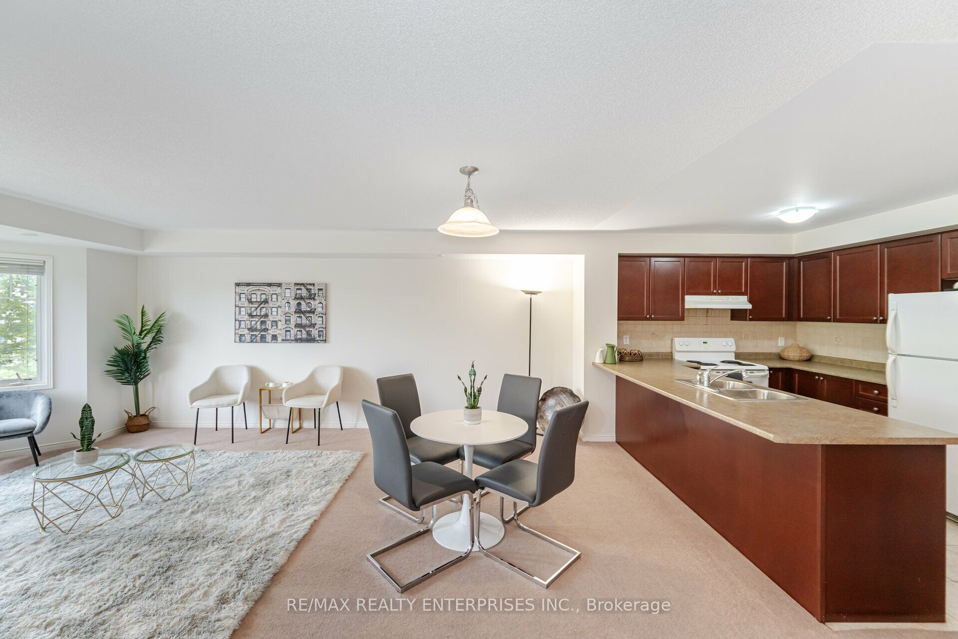 3375 Thomas Street 3 Property Photo 15