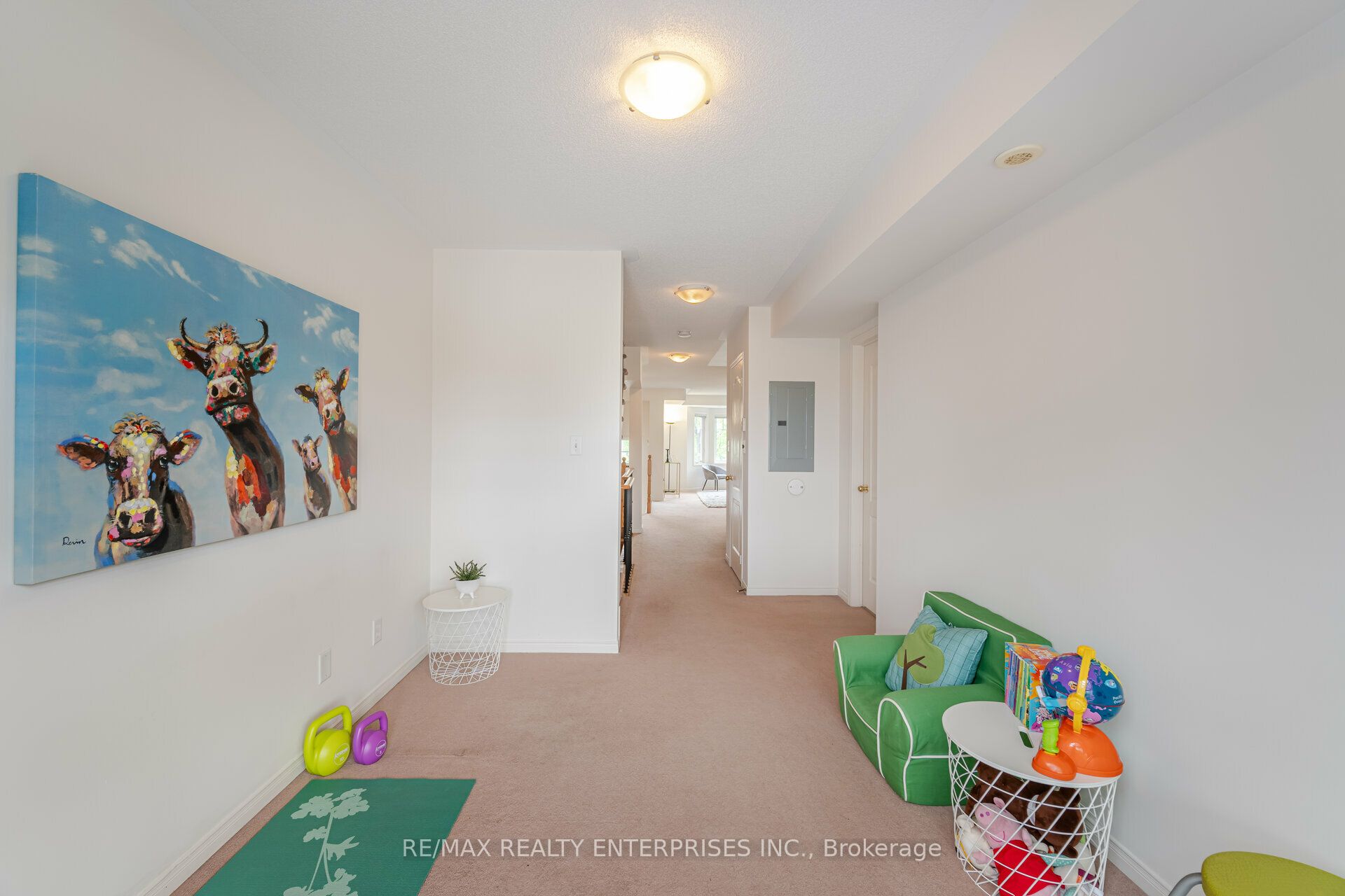 3375 Thomas Street 3 Property Photo 24