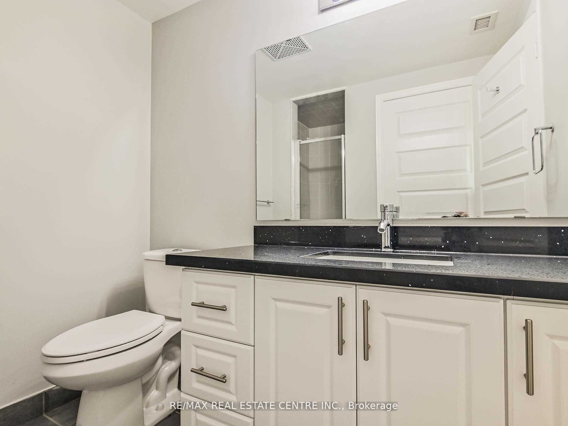 215 Queen Street E 301 Property Photo 13