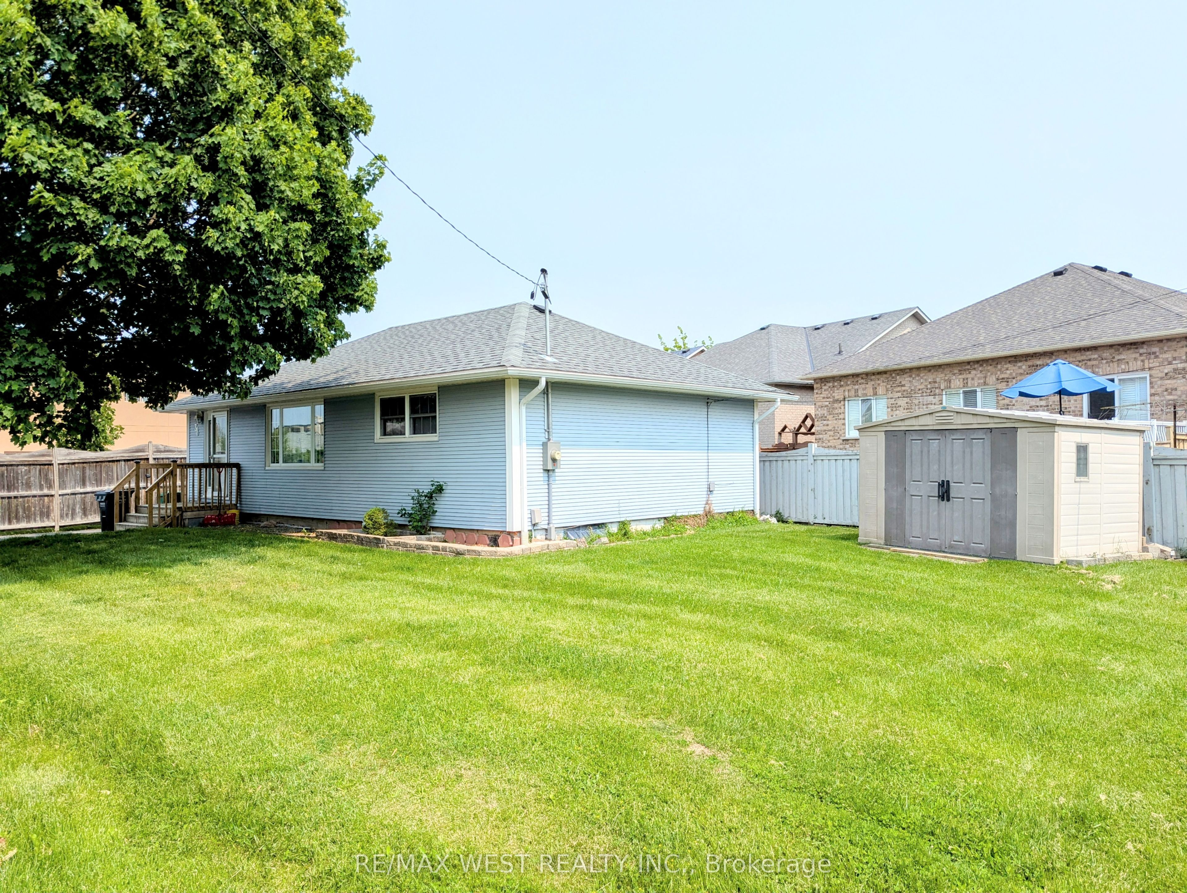 38 Shore Street Property Photo 3