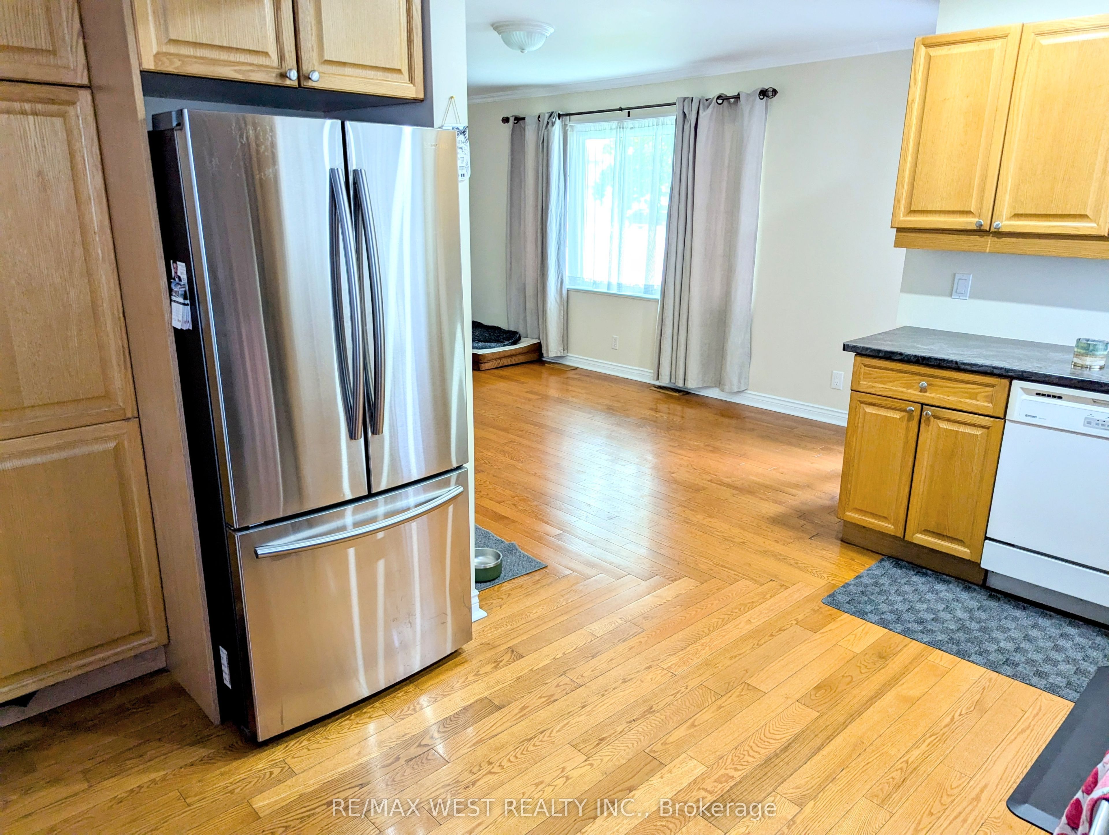 38 Shore Street Property Photo 9