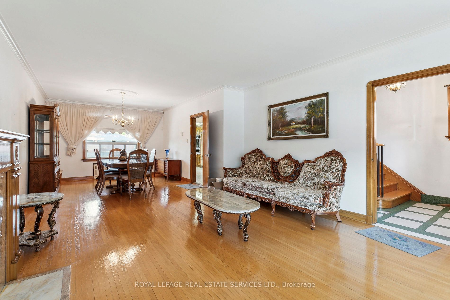 28 Cornelius Parkway Property Photo 17