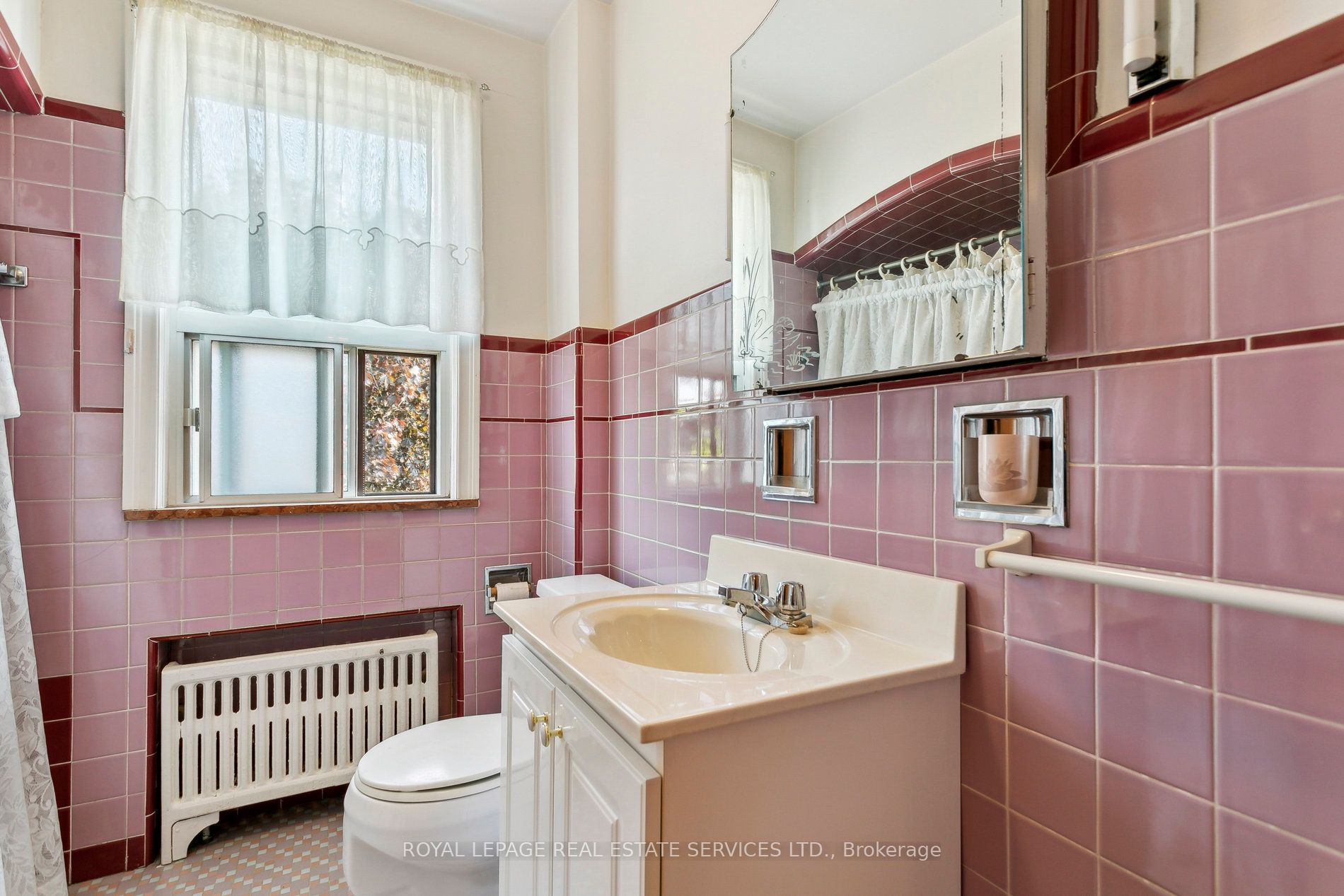 28 Cornelius Parkway Property Photo 36