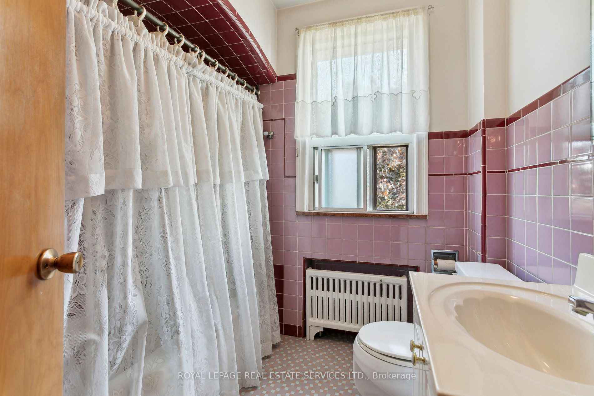 28 Cornelius Parkway Property Photo 37