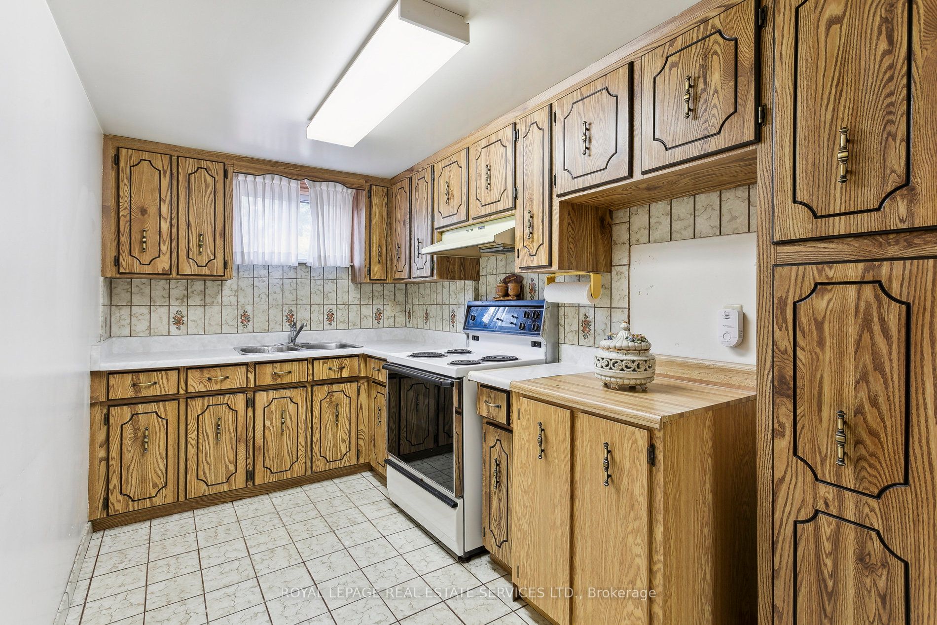 28 Cornelius Parkway Property Photo 39