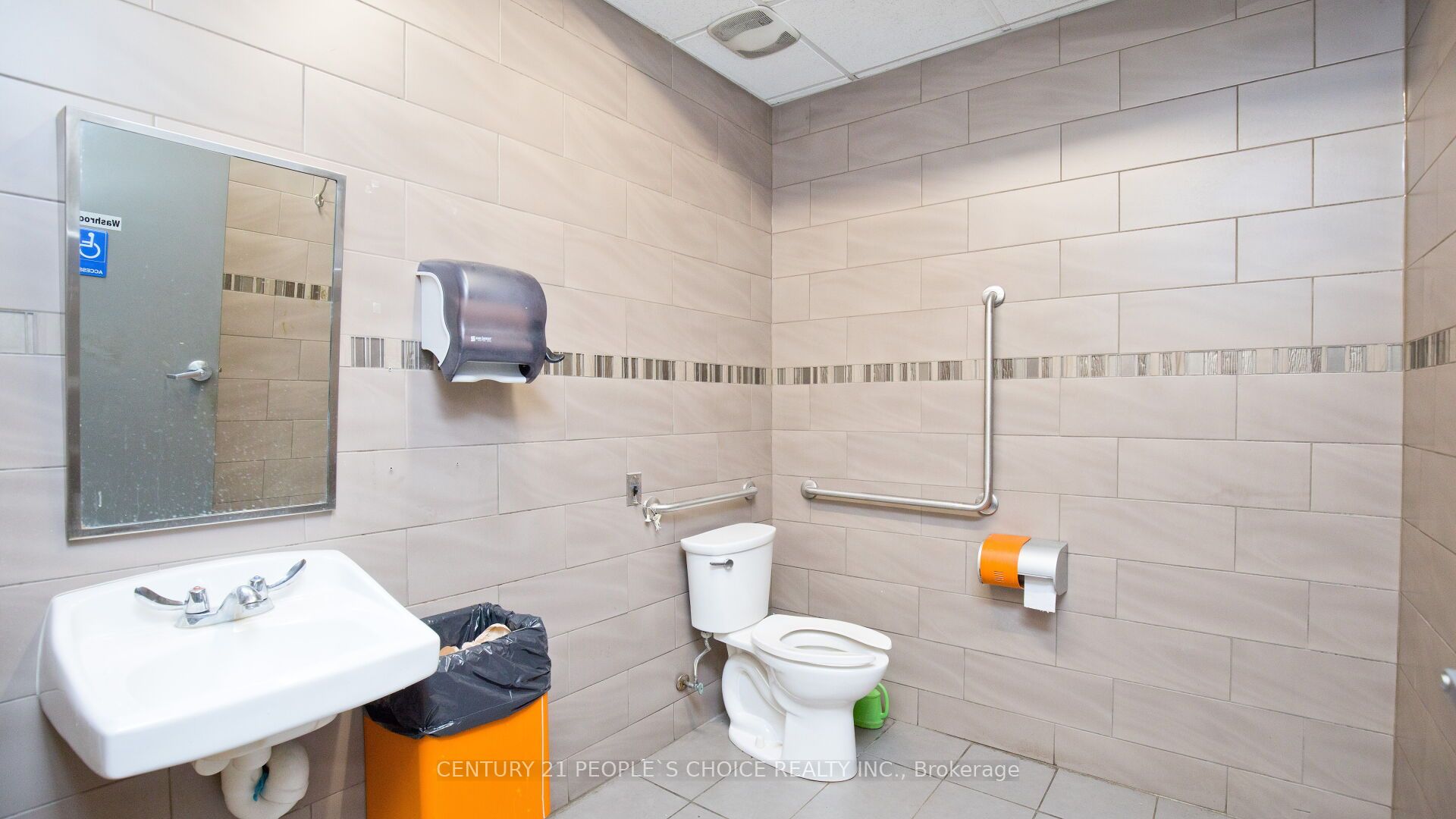 2558 Finch Avenue W 8a Property Photo 23