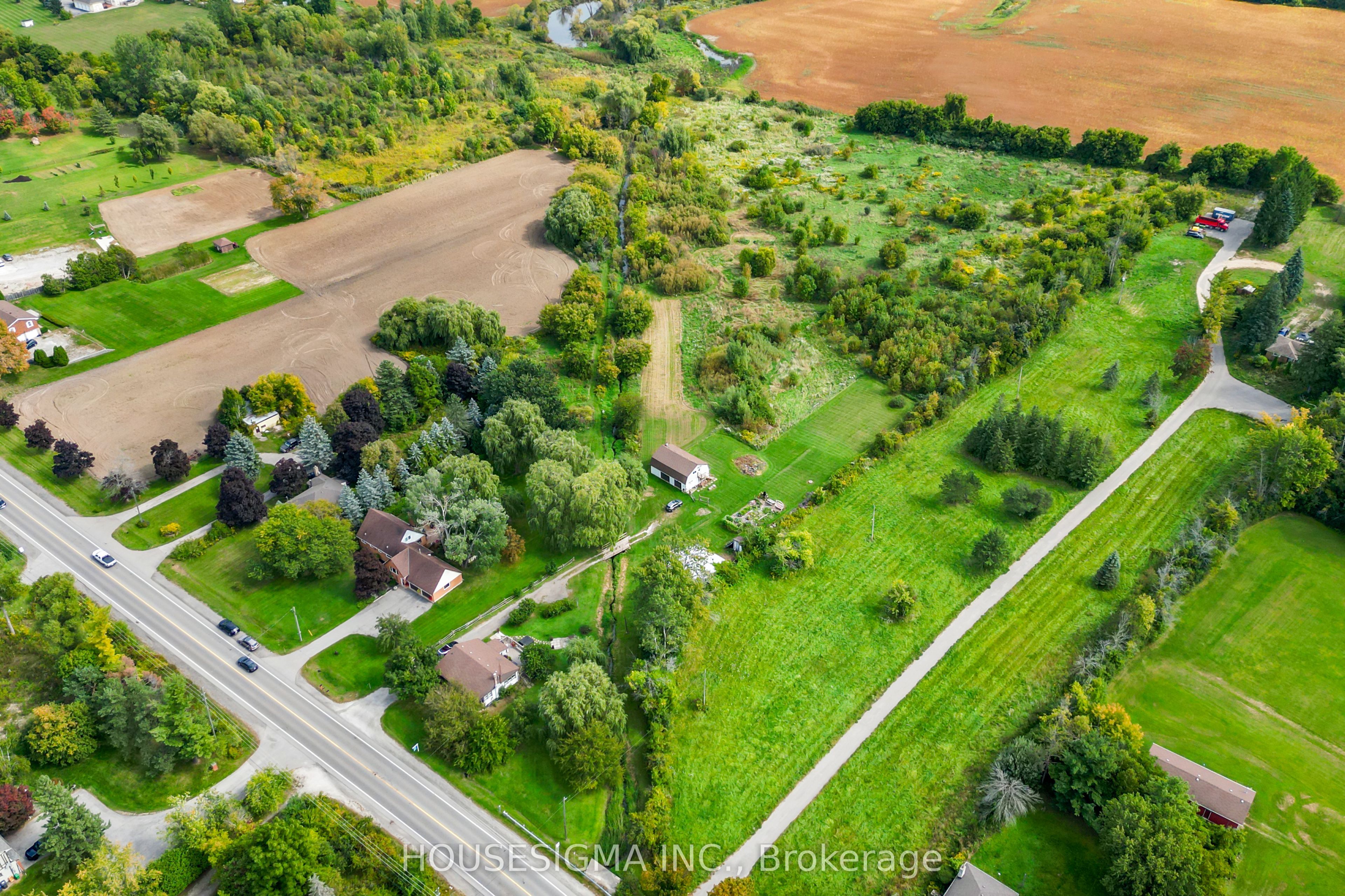 2701 Embleton Road Property Photo 6