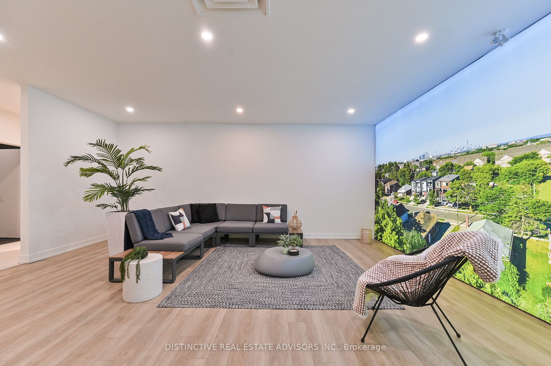 3605 Lake Shore Boulevard W Property Photo 35