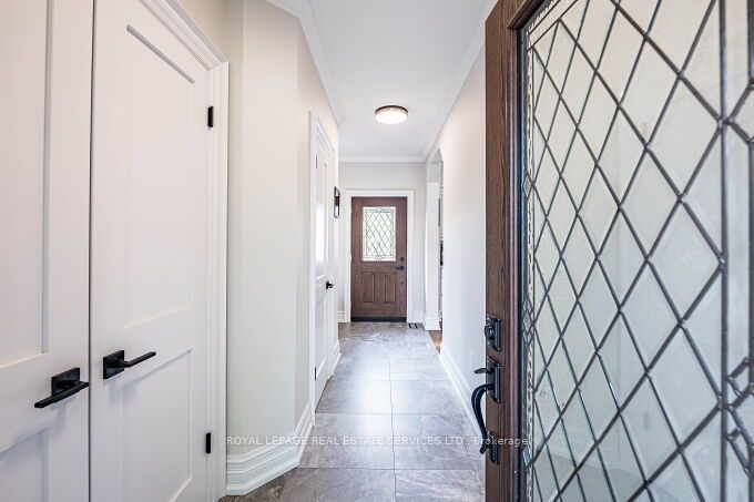 500 Chantenay Drive Property Photo 4