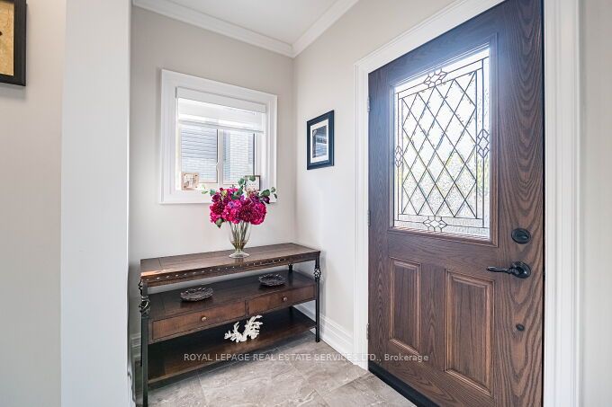 500 Chantenay Drive Property Photo 5
