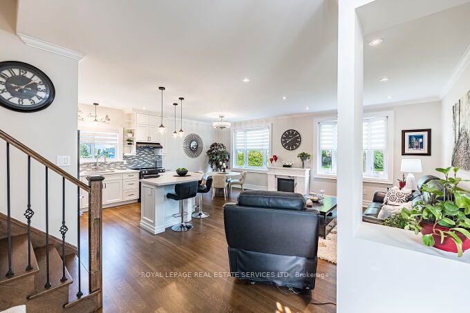 500 Chantenay Drive Property Photo 6