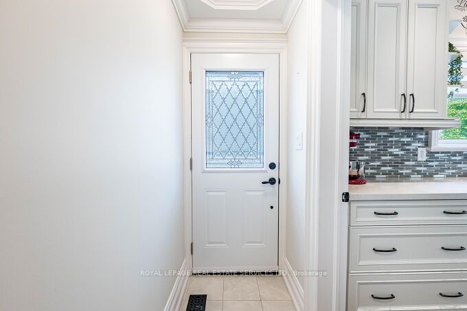500 Chantenay Drive Property Photo 28