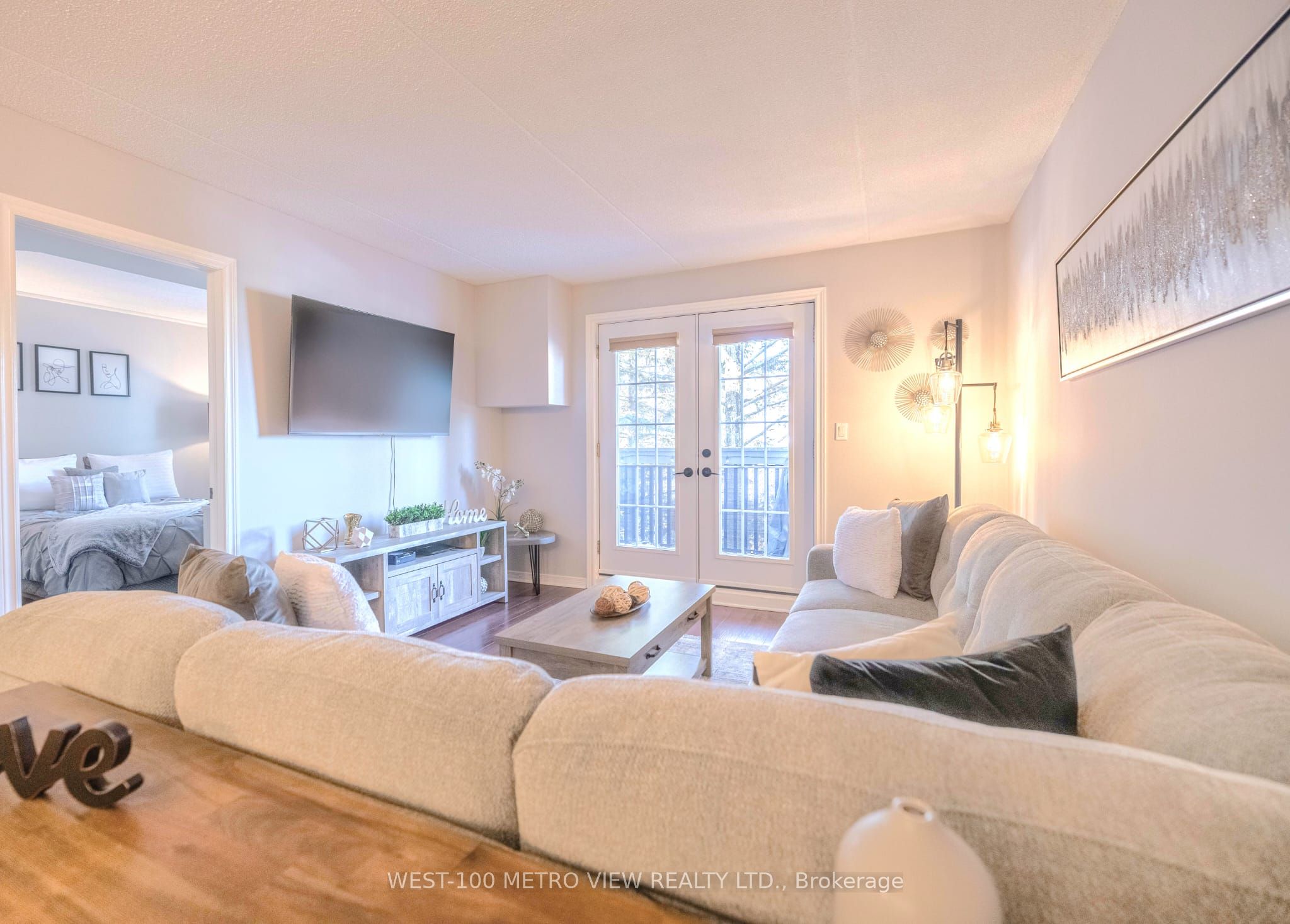 #209 - 2040 Cleaver Avenue Property Photo 1