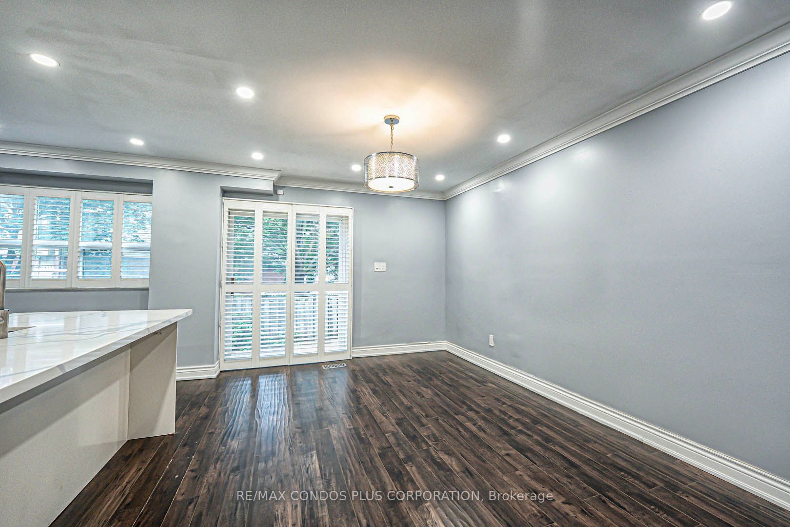 525 Meadows Boulevard 31 Property Photo 8