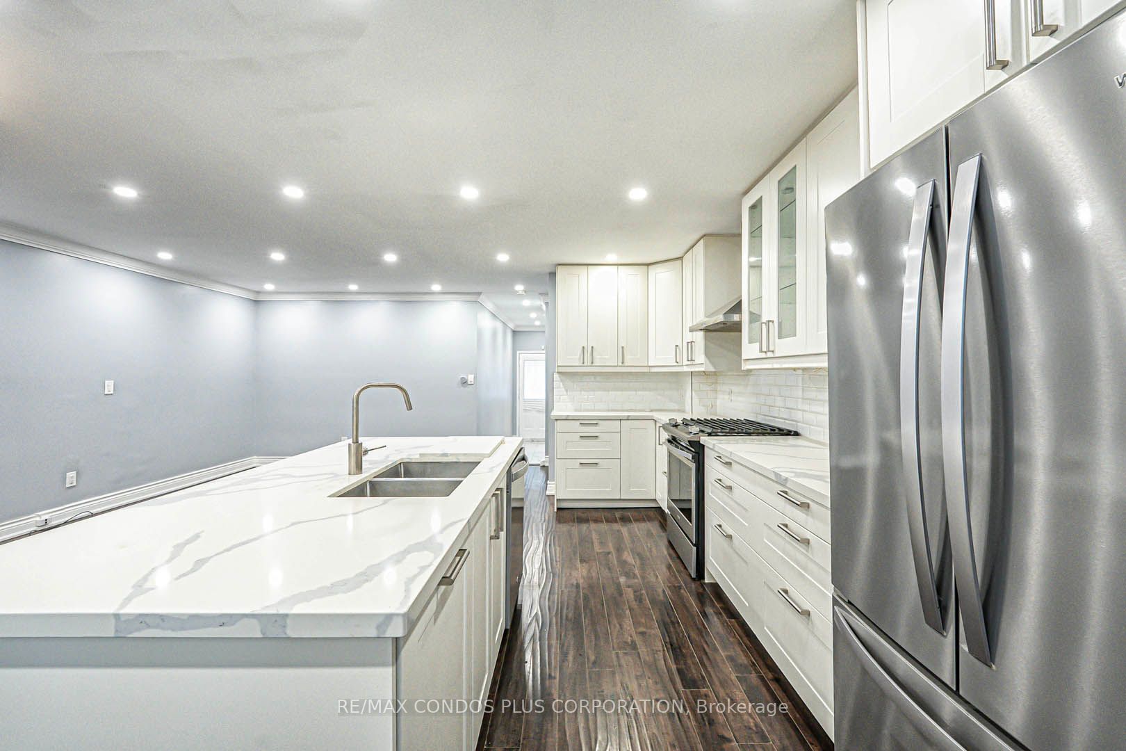 525 Meadows Boulevard 31 Property Photo 12