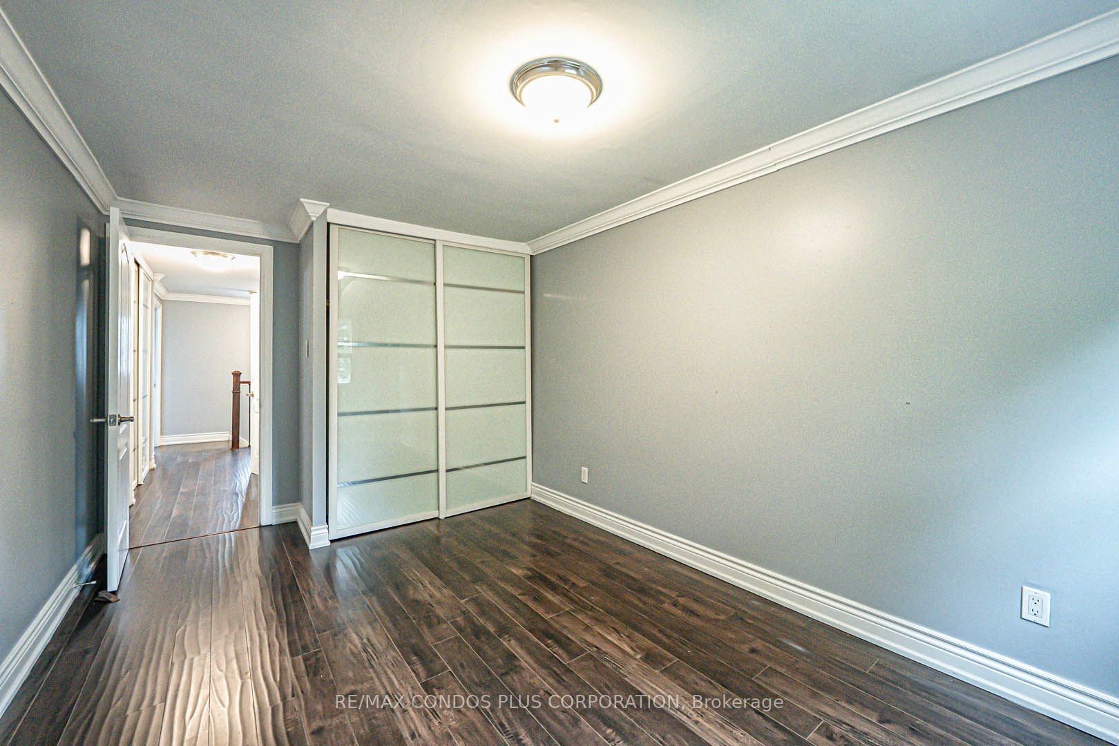 525 Meadows Boulevard 31 Property Photo 22