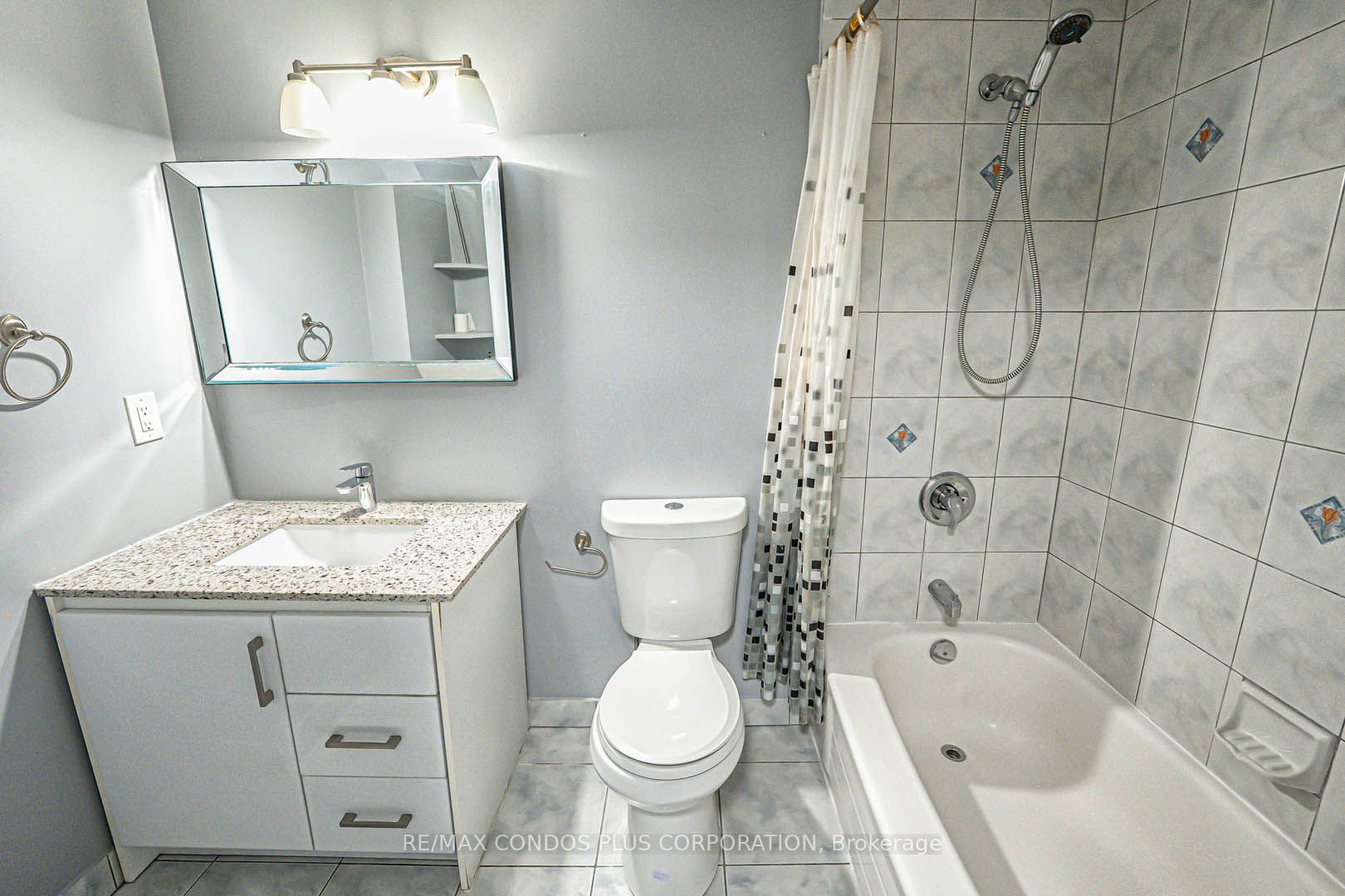 525 Meadows Boulevard 31 Property Photo 25