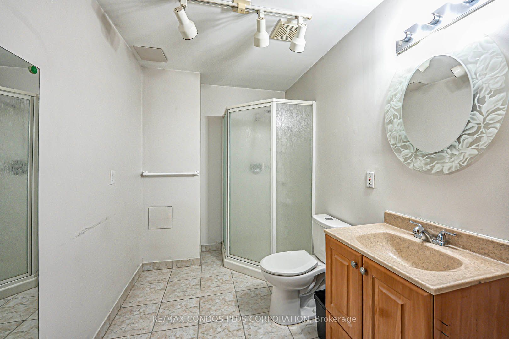 525 Meadows Boulevard 31 Property Photo 30