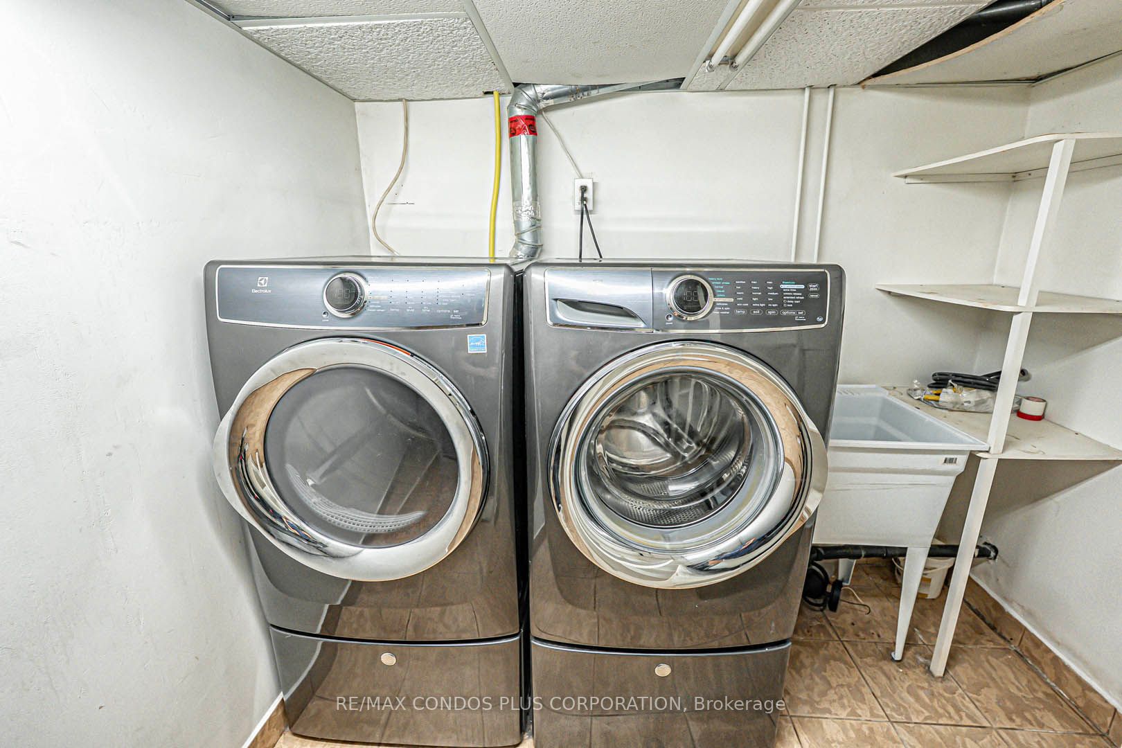 525 Meadows Boulevard 31 Property Photo 31