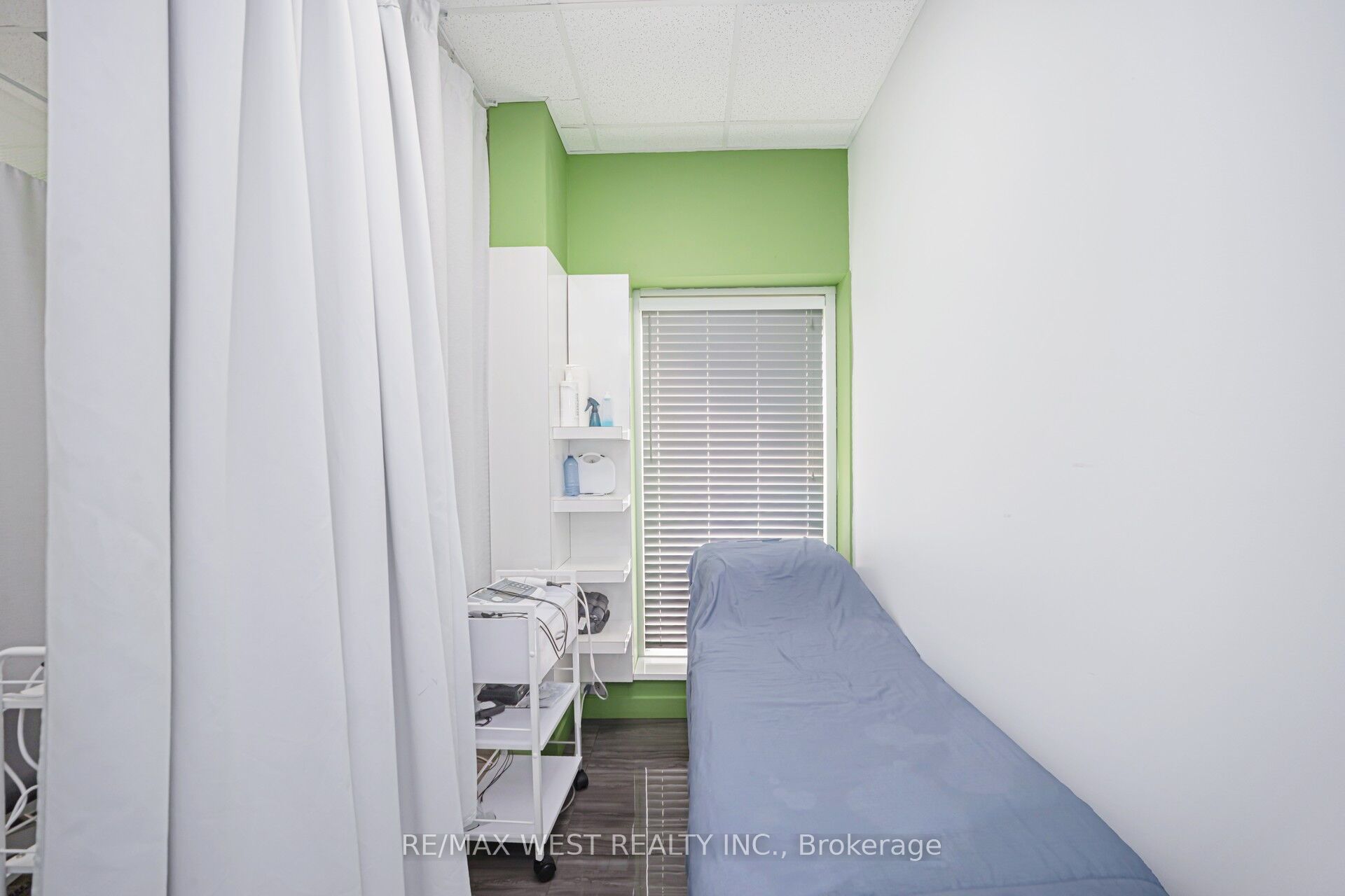 7990 Kennedy Road 12 Property Photo 33