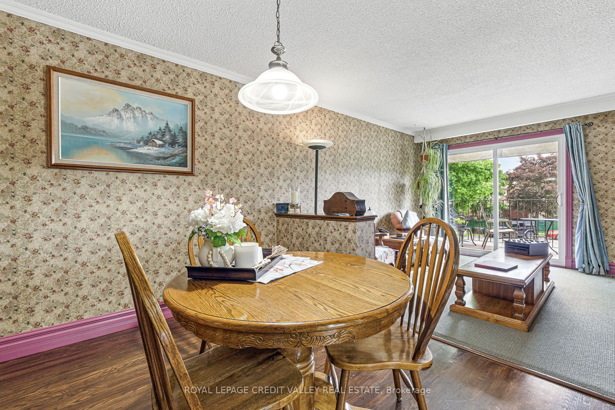 74 Roseville Drive Property Photo 8