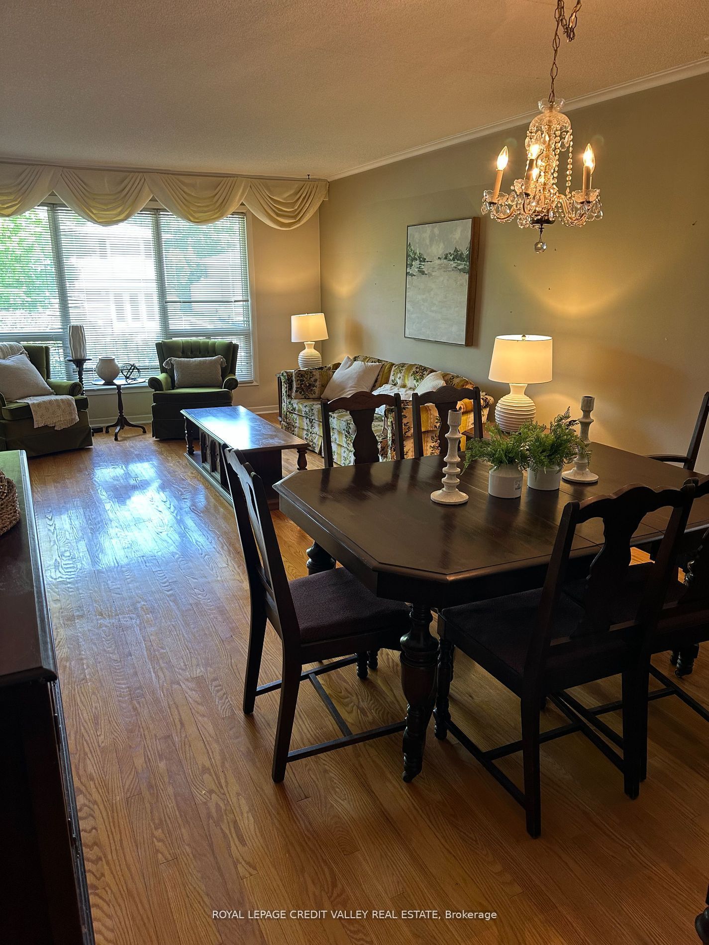 82 Terra Cotta Crescent Property Photo 10