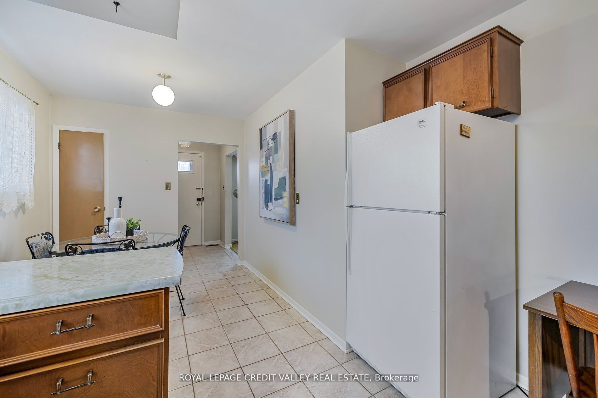 82 Terra Cotta Crescent Property Photo 14