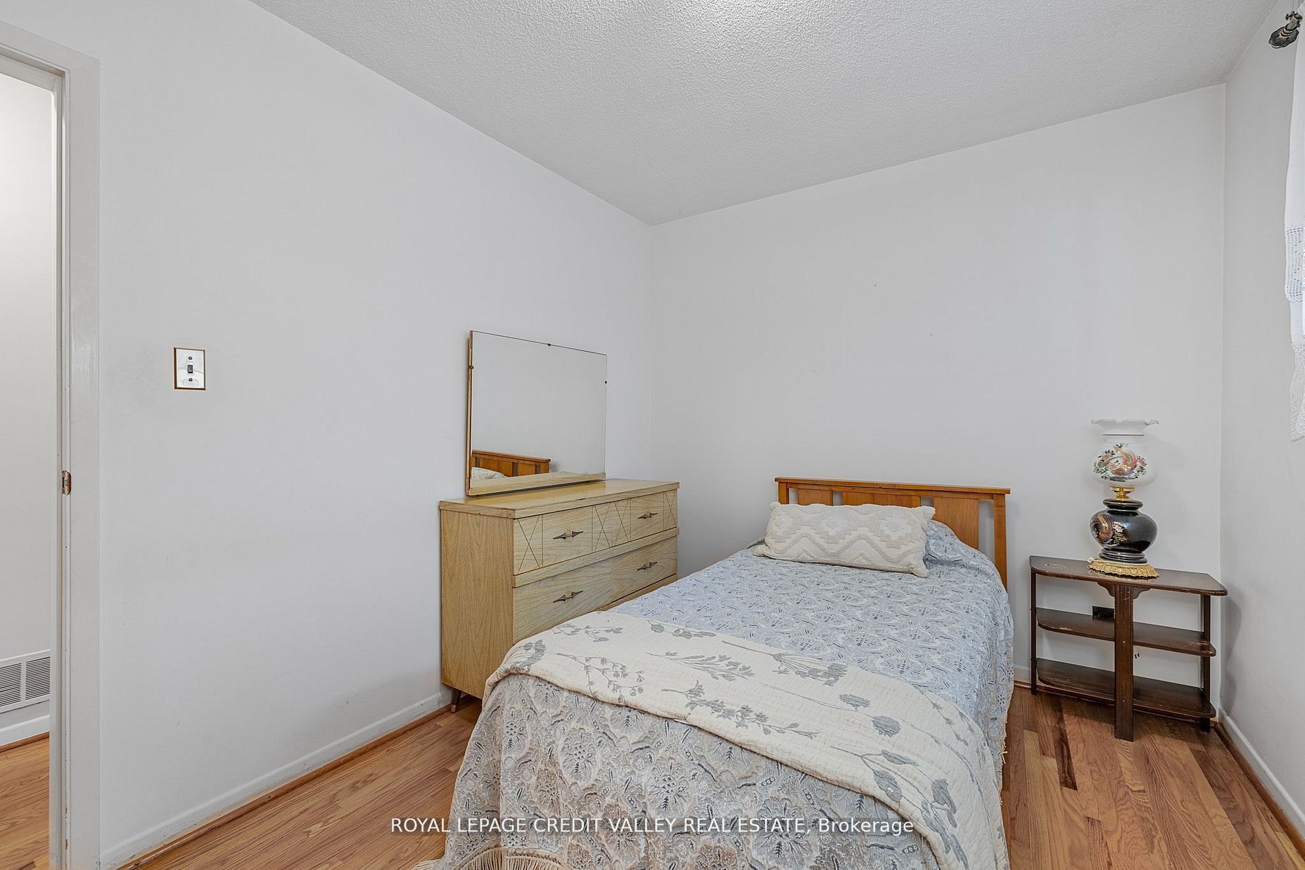 82 Terra Cotta Crescent Property Photo 16